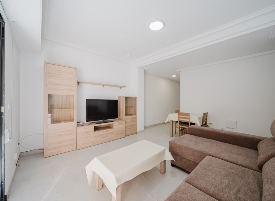 Reventa - Apartamento -
Torrevieja - La Mata