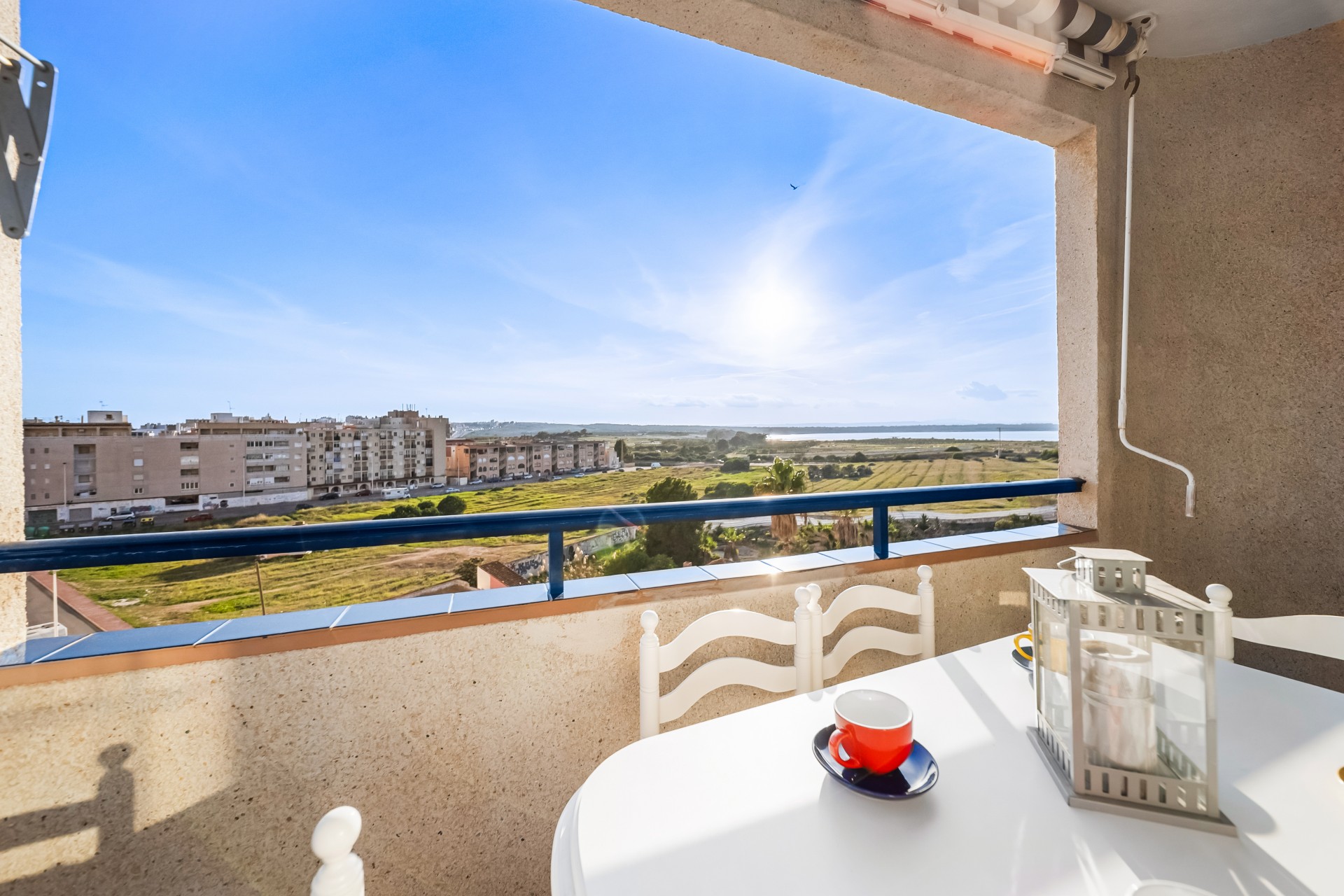 Reventa - Apartamento -
Torrevieja - La Mata