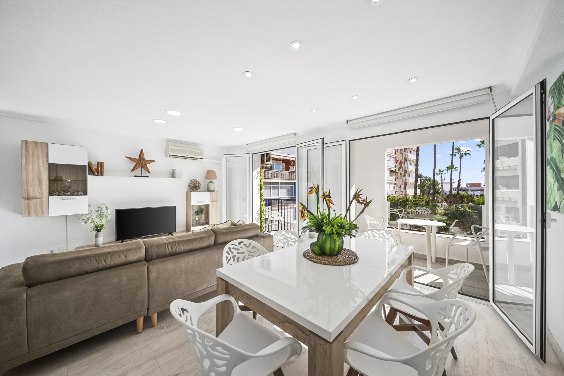 Reventa - Apartamento -
Torrevieja - Puerto