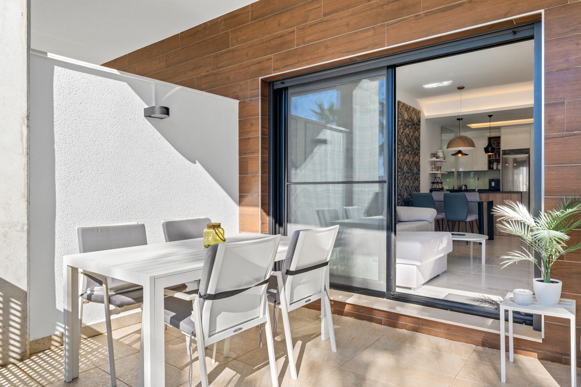Reventa - Apartment / Flat * -
Guardamar del Segura* - El Raso*