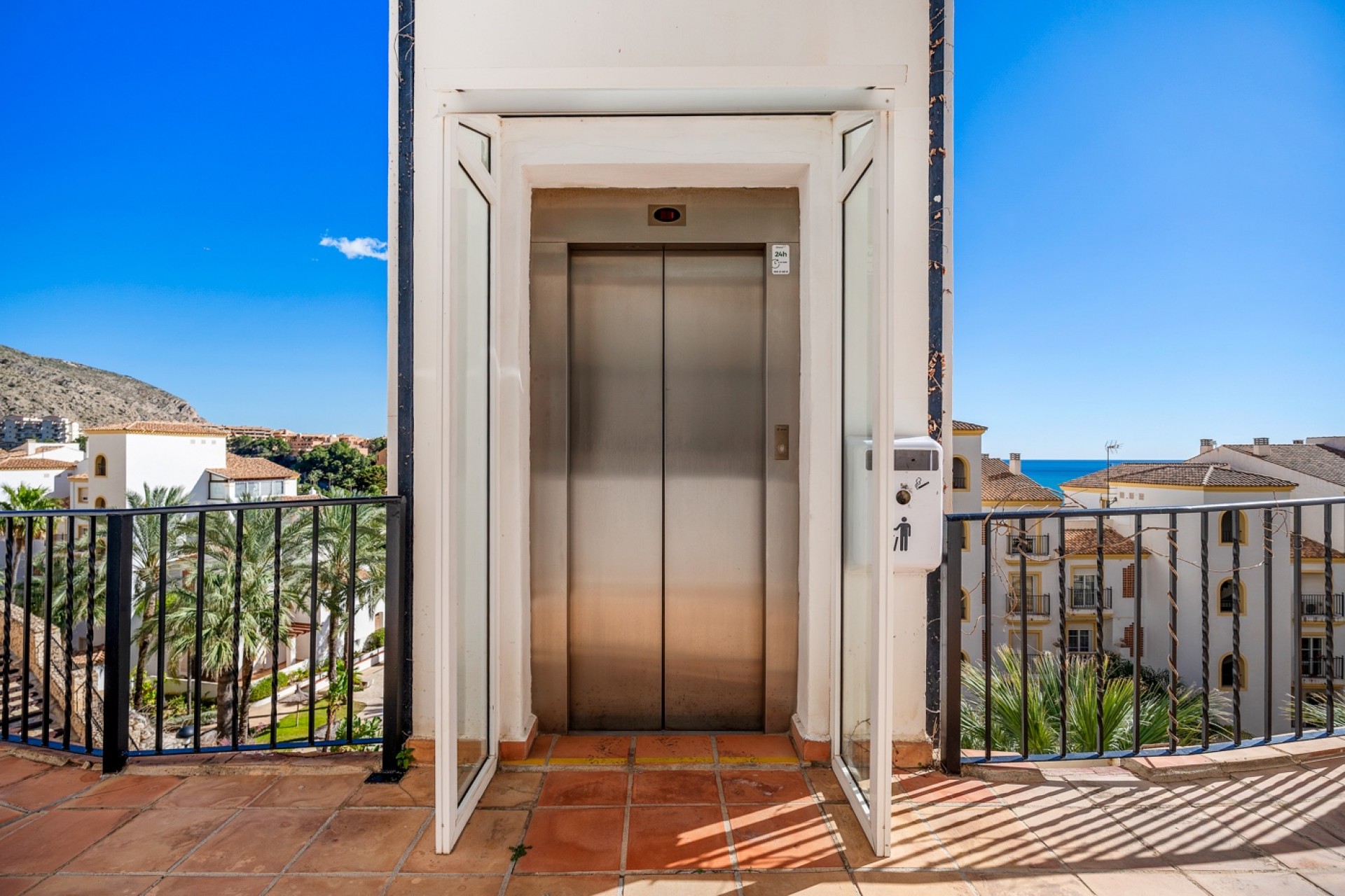 Reventa - Apartments -
Altea - Mascarat