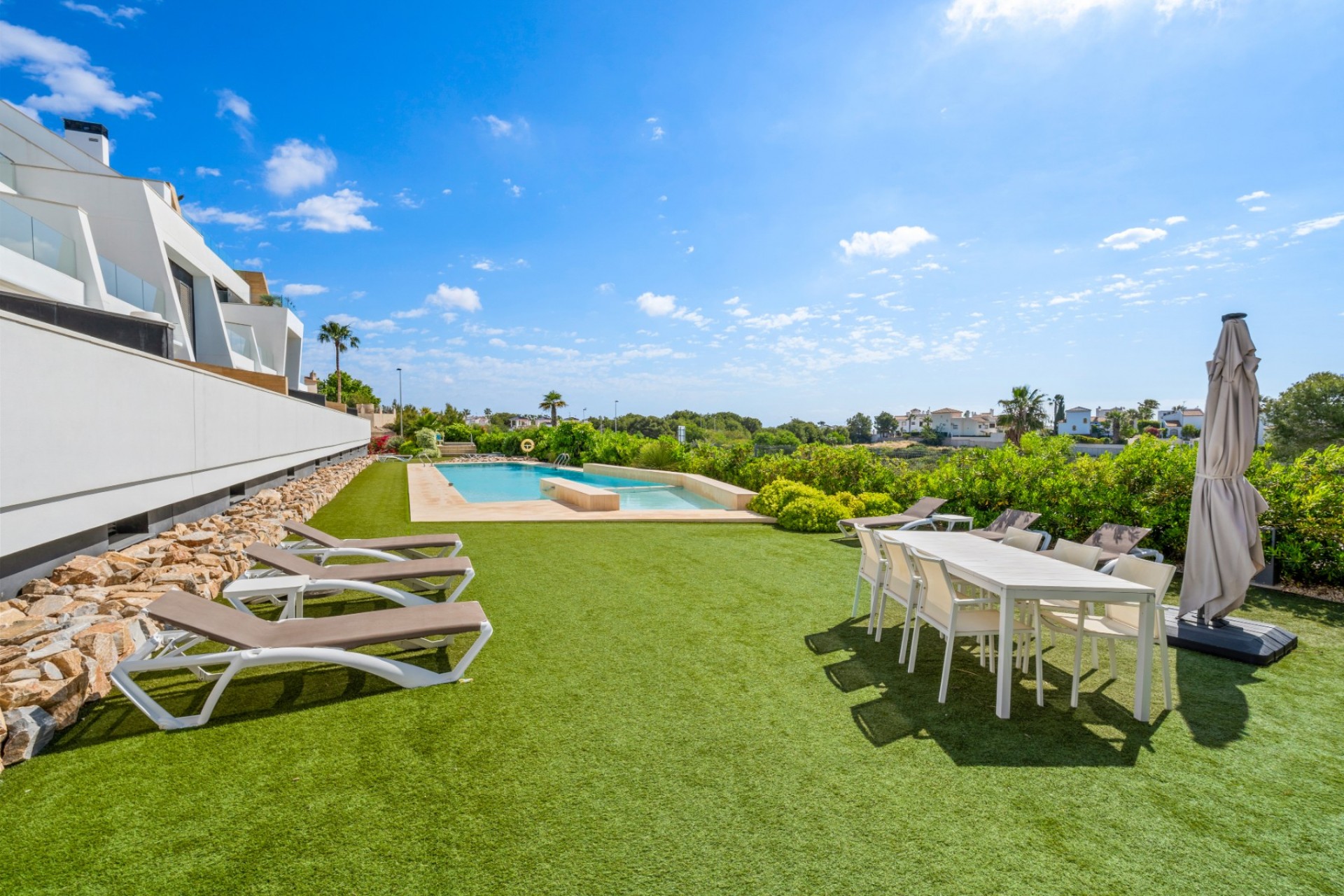 Reventa - Apartments -
Villamartin - Costa Blanca