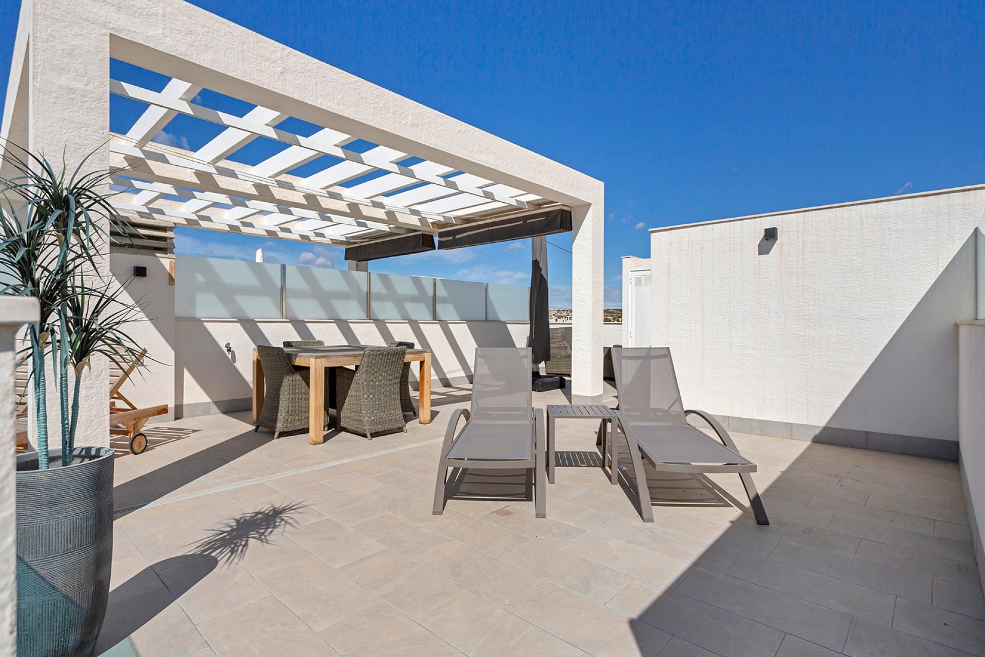 Reventa - Ático -
Guardamar del Segura - El Raso