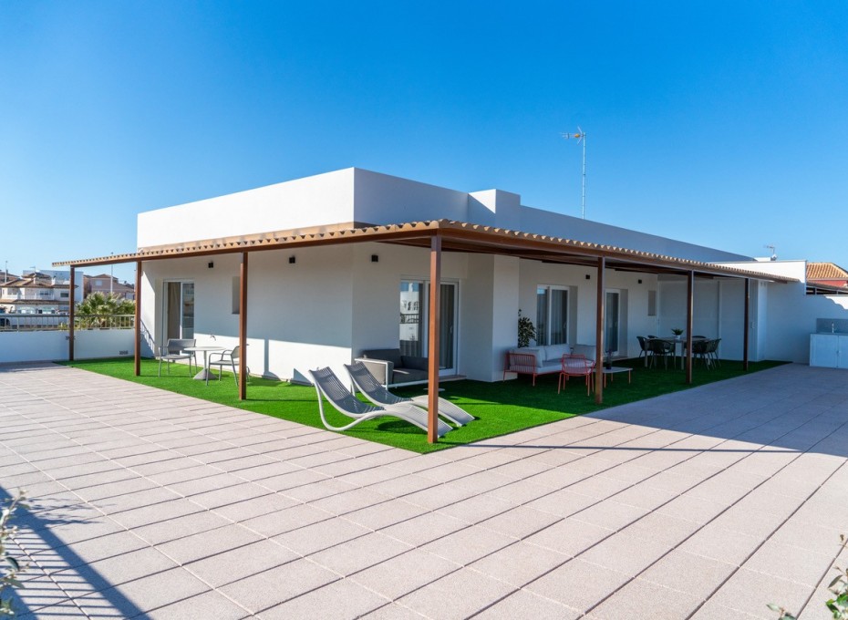 Reventa - Ático -
Orihuela Costa - La Zenia