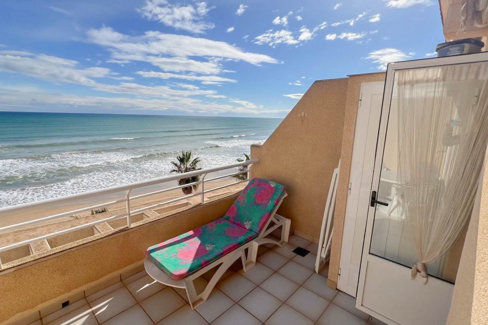Reventa - Ático -
Torrevieja - La Mata pueblo