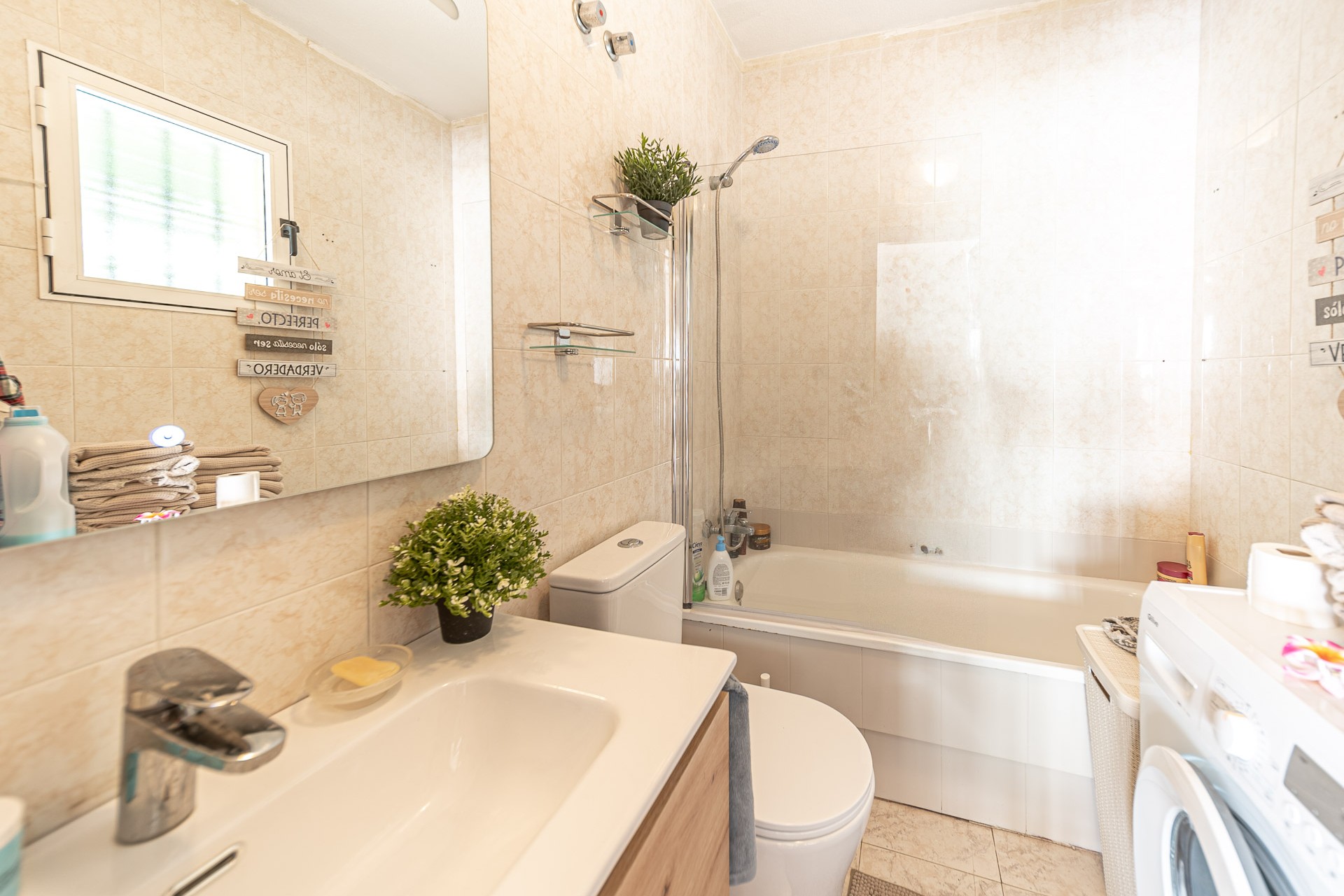 Reventa - Atico -
Torrevieja - La Mata