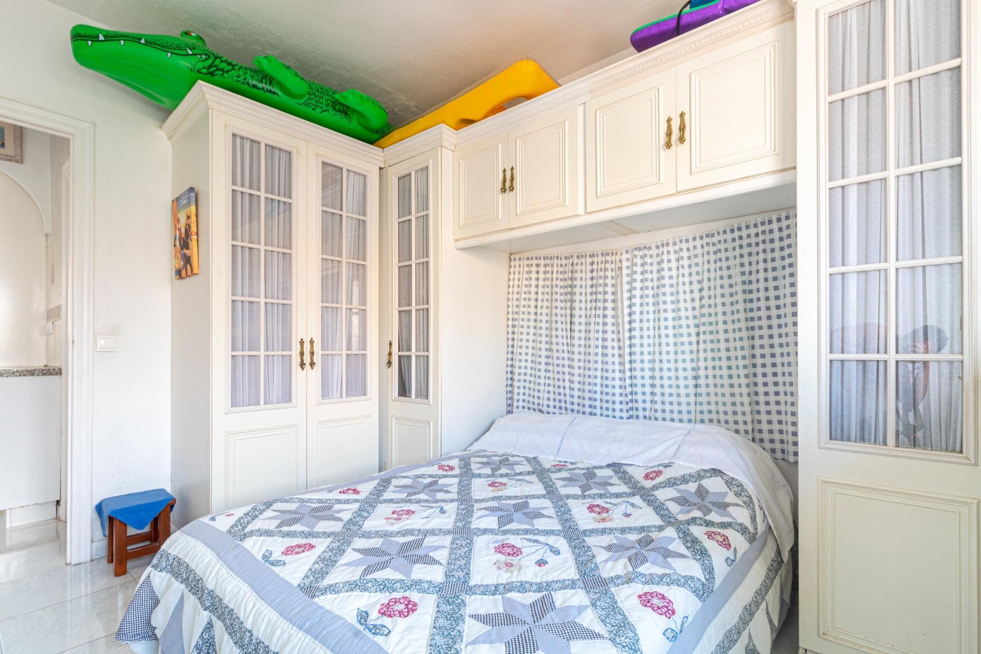 Reventa - Ático -
Torrevieja - Playa de los Naufragos