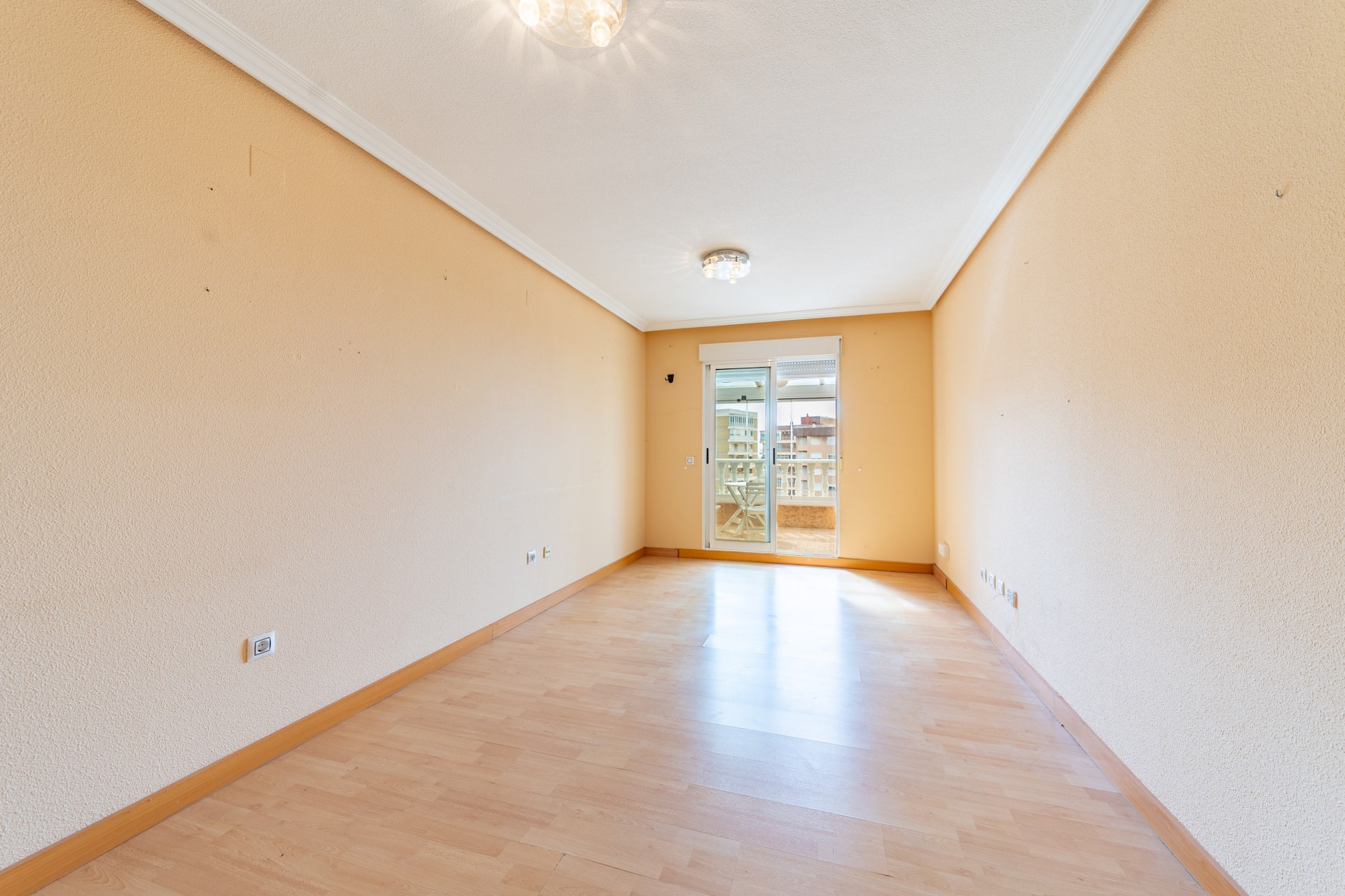 Reventa - Atico -
Torrevieja - Puerto