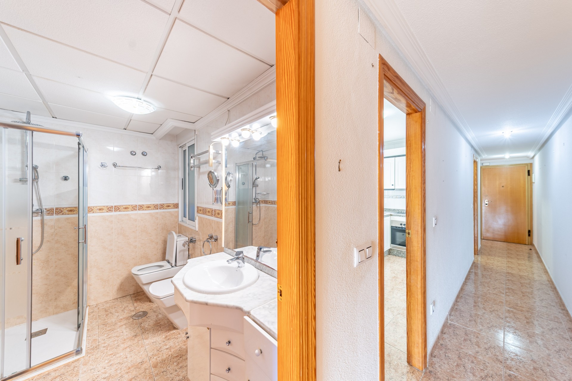 Reventa - Atico -
Torrevieja - Puerto