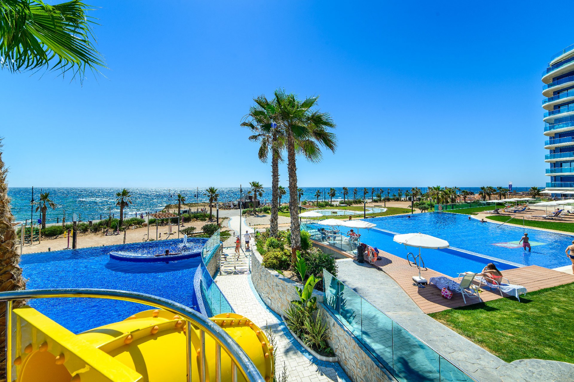 Reventa - Ático -
Torrevieja - Punta prima