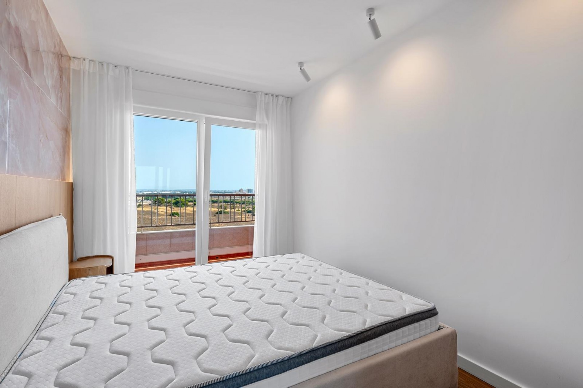 Reventa - Ático -
Torrevieja - Punta prima