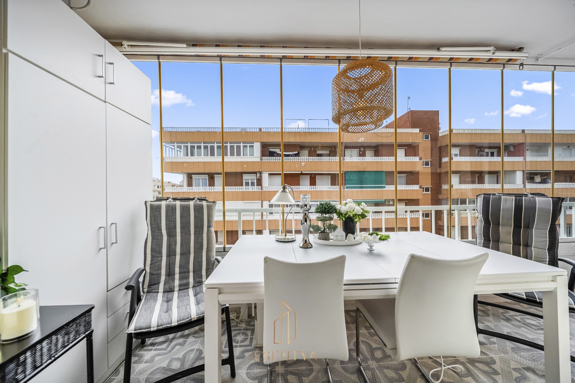 Reventa - Atico -
Torrevieja - Rocio Del Mar