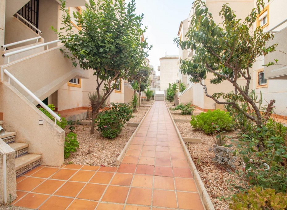 Reventa - Ático -
Torrevieja - Torreblanca