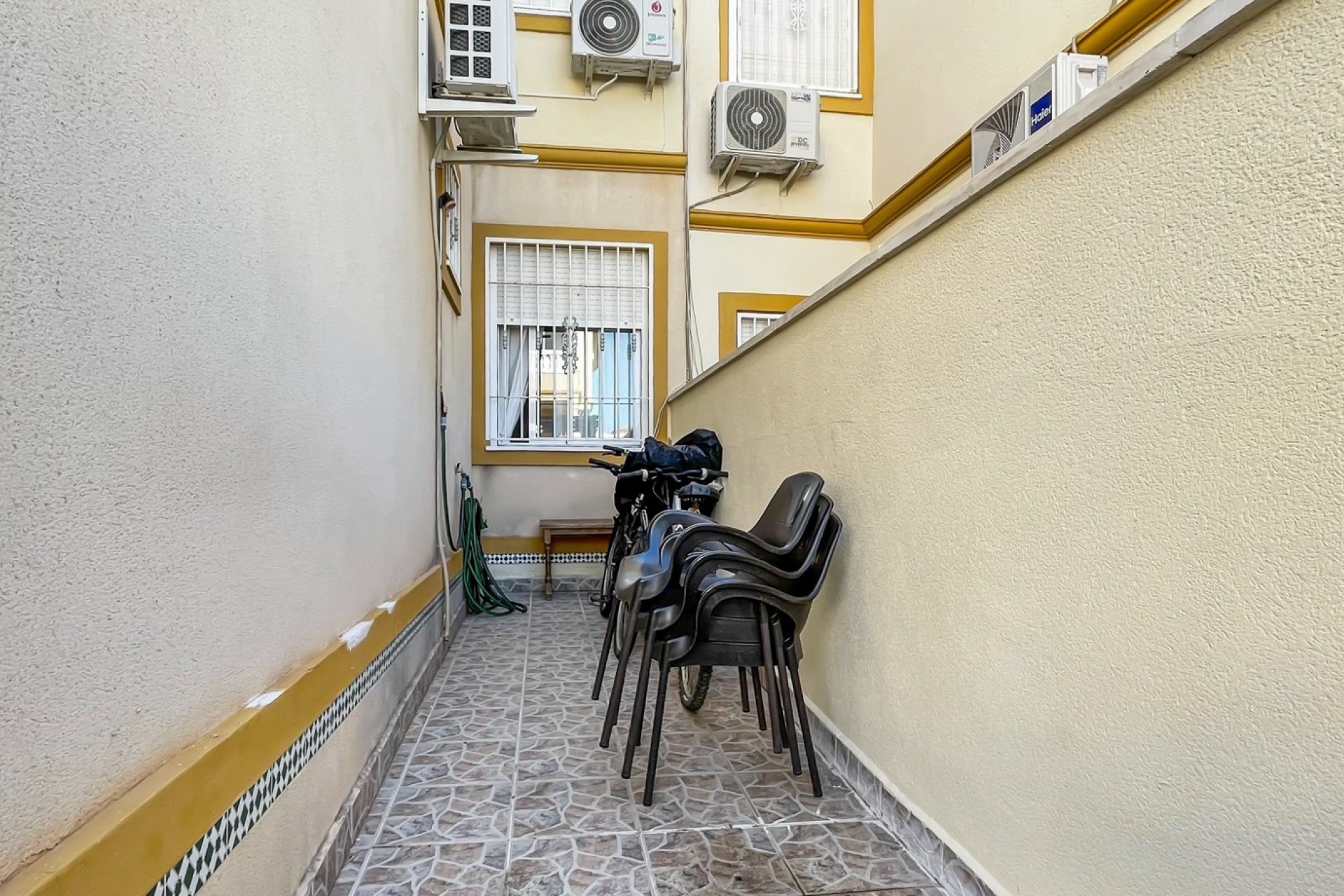 Reventa - Bungalow -
Orihuela Costa - Playa Flamenca