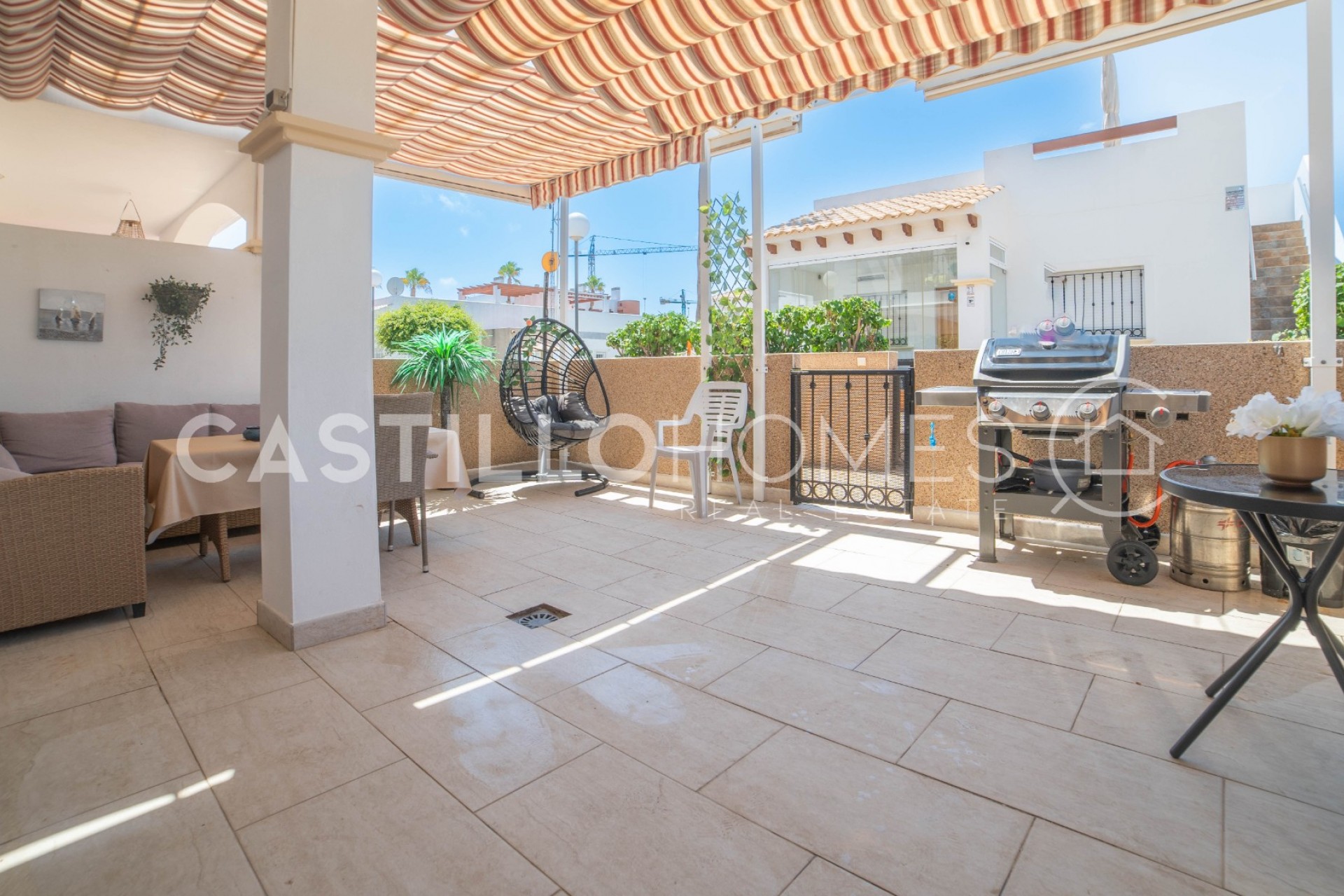 Reventa - Bungalow -
Orihuela Costa - Punta Prima