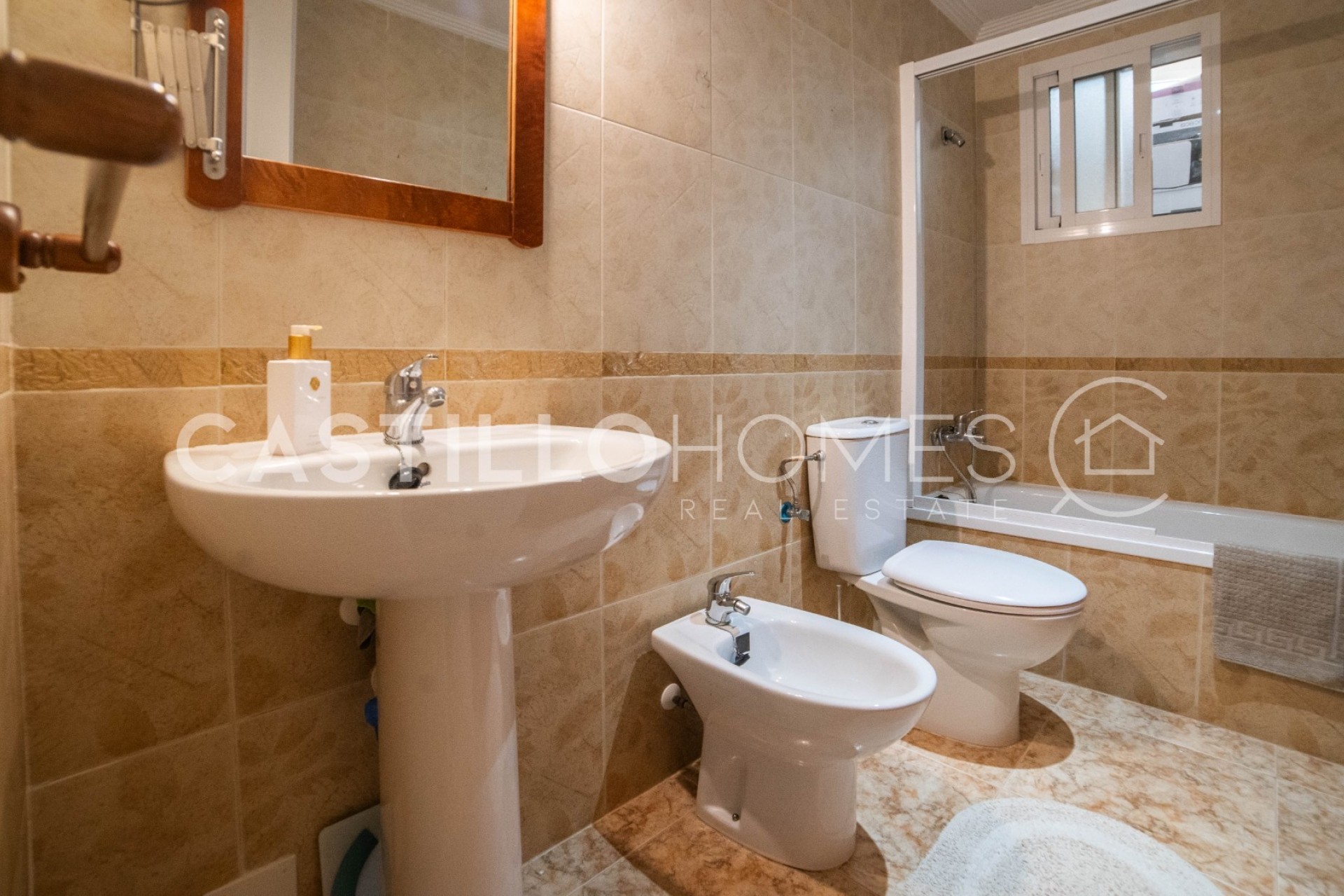 Reventa - Bungalow -
Orihuela Costa - Punta Prima