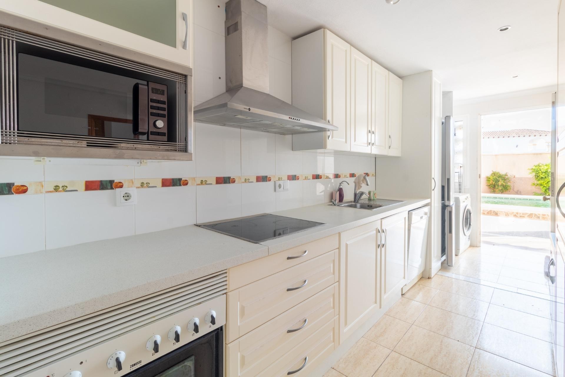 Reventa - Bungalow -
Orihuela Costa - Punta Prima