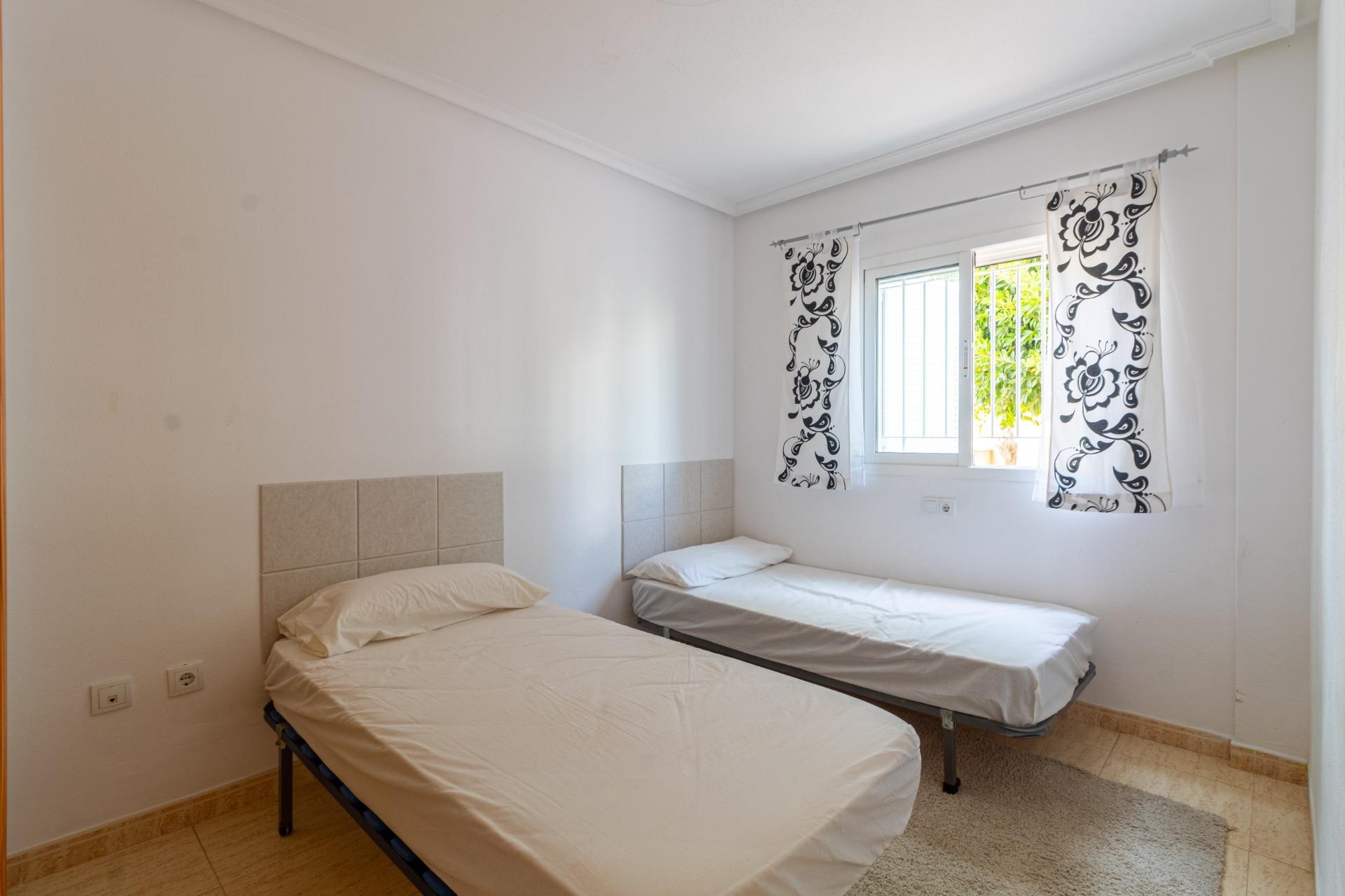 Reventa - Bungalow -
Orihuela Costa - Punta Prima