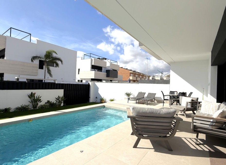 Reventa - Bungalow -
Pilar de la Horadada - Costa Blanca Sur
