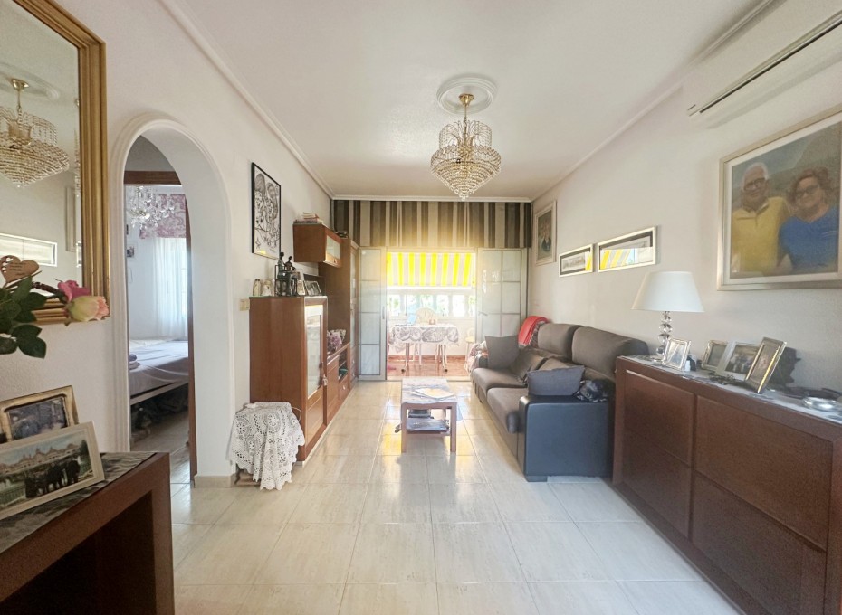 Reventa - Bungalow -
Torrevieja - Aguas Nuevas