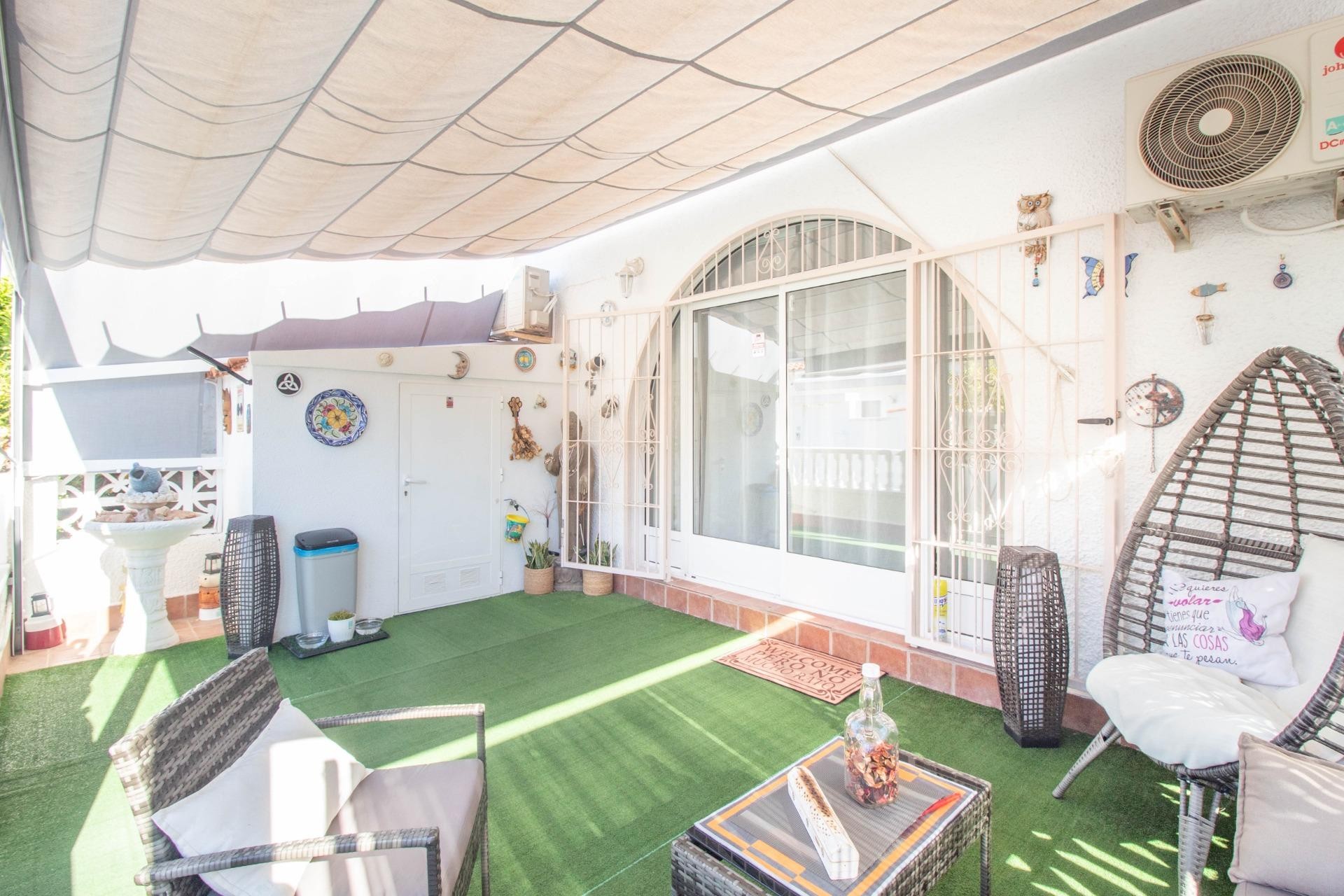 Reventa - Bungalow -
Torrevieja - El chaparral