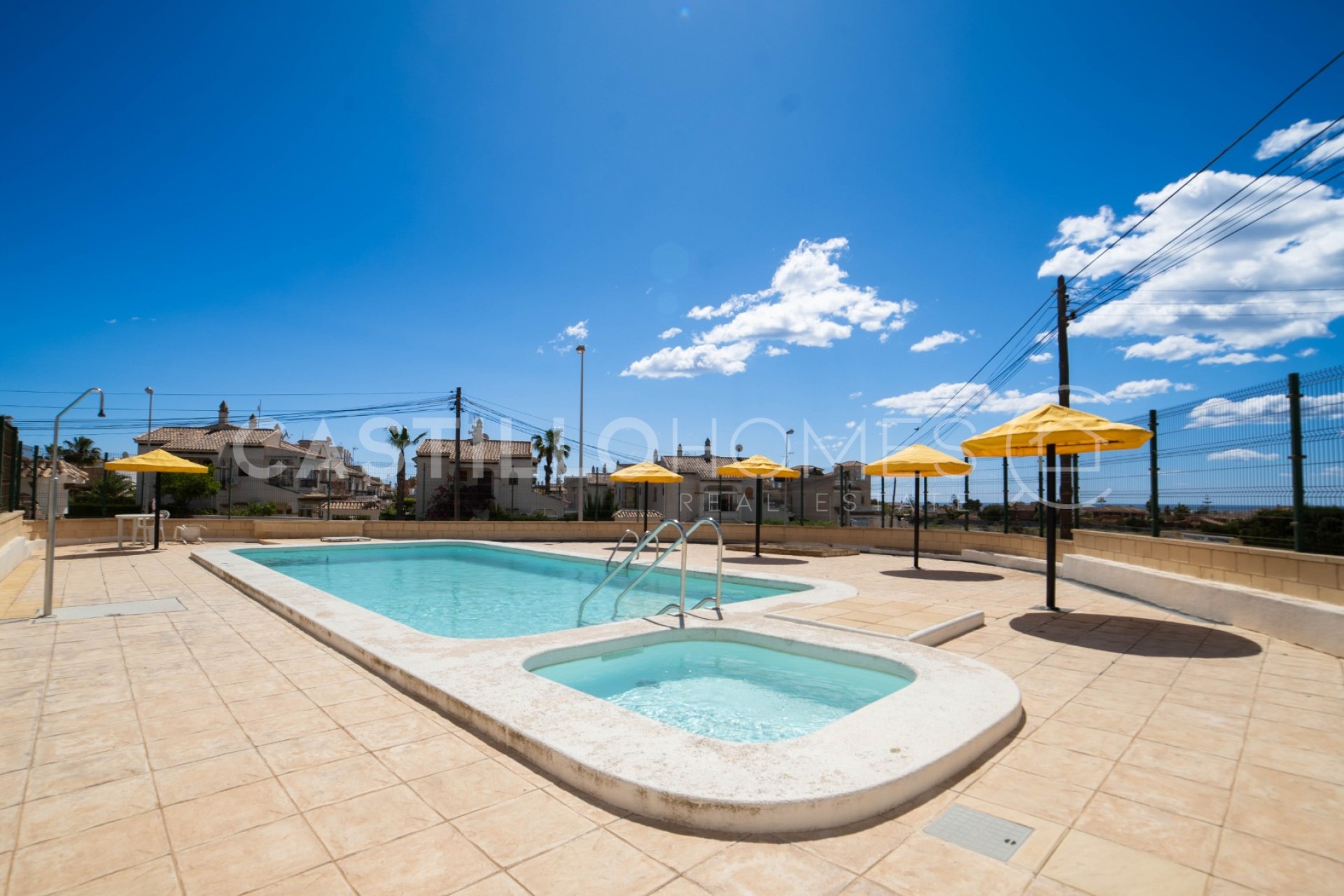 Reventa - Bungalow -
Torrevieja - La Mata