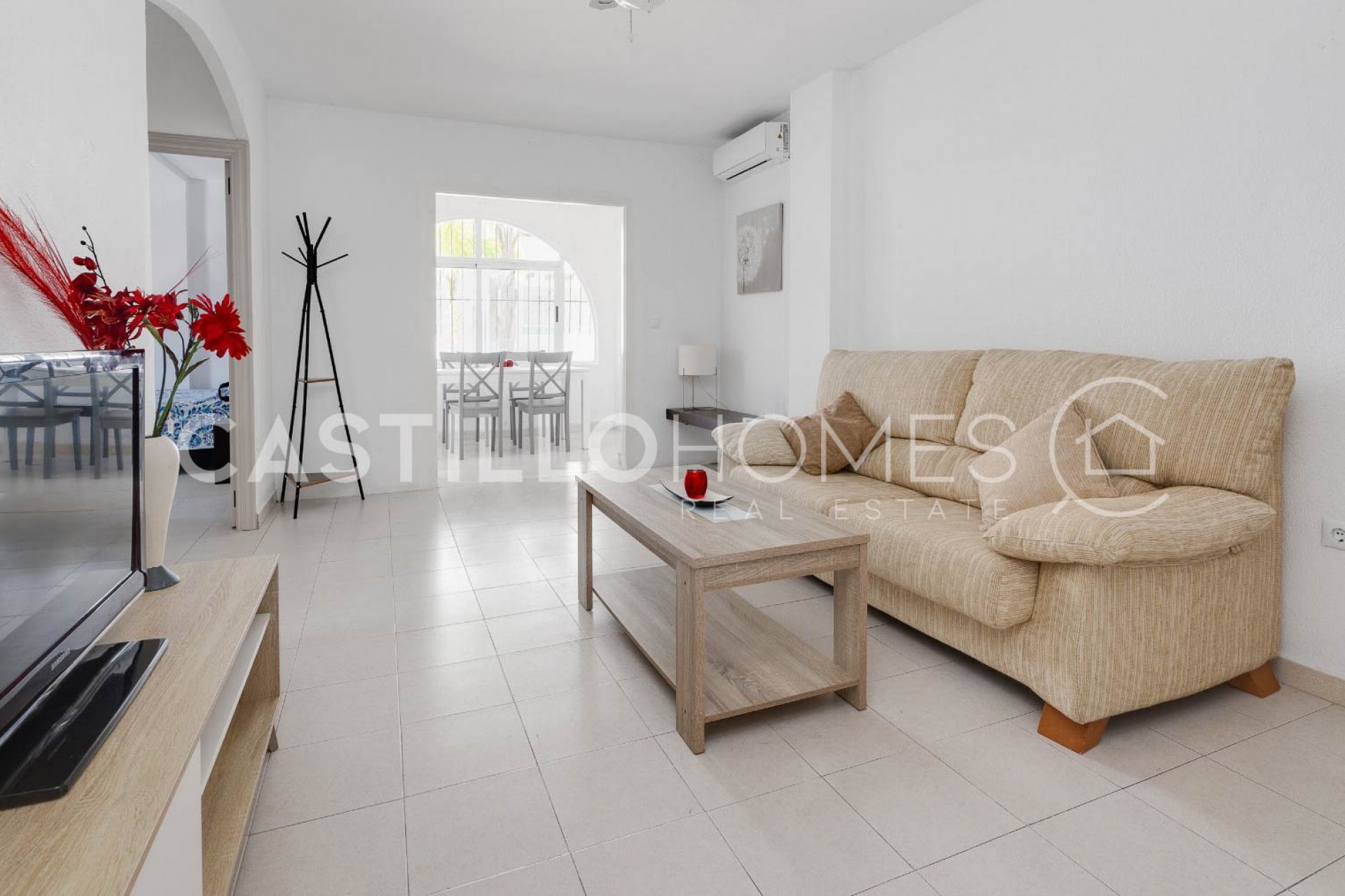 Reventa - Bungalow -
Torrevieja - Playa Los Naufragos