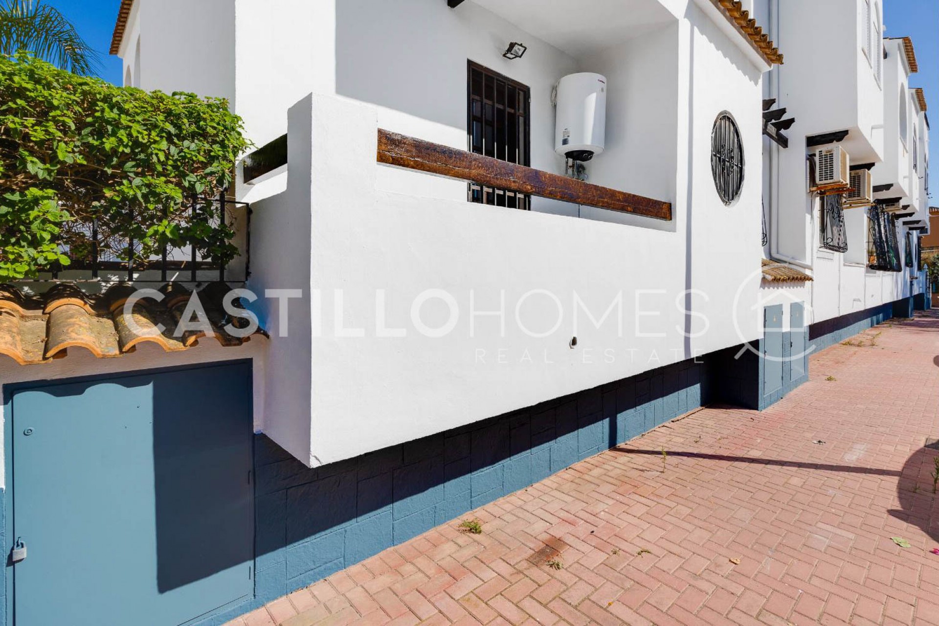 Reventa - Bungalow -
Torrevieja - Playa Los Naufragos