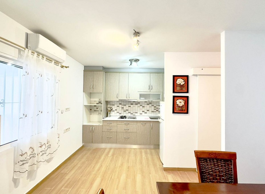 Reventa - Bungalow -
Torrevieja - Torretas