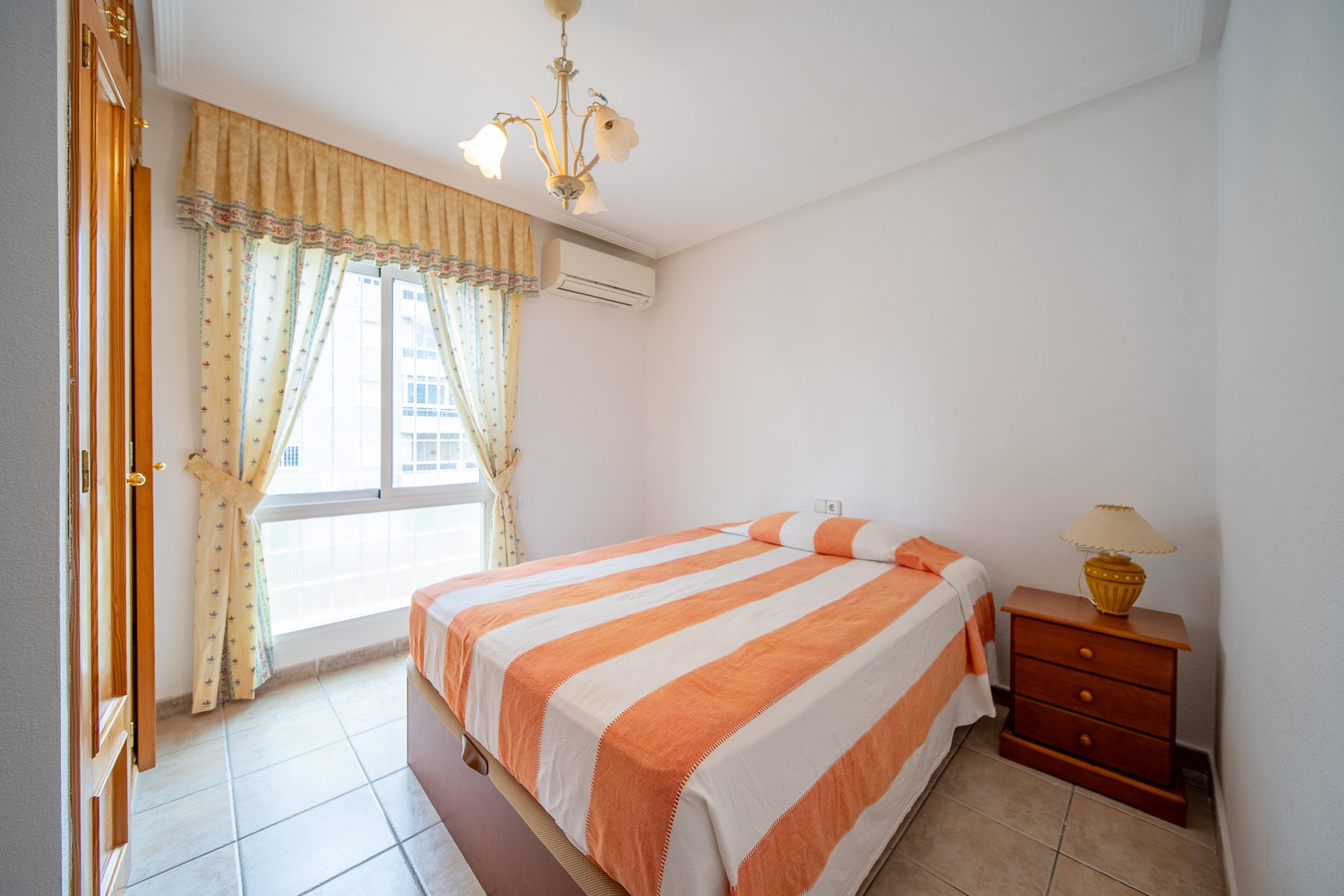 Reventa - Casa de Pueblo -
Torrevieja - Torreblanca