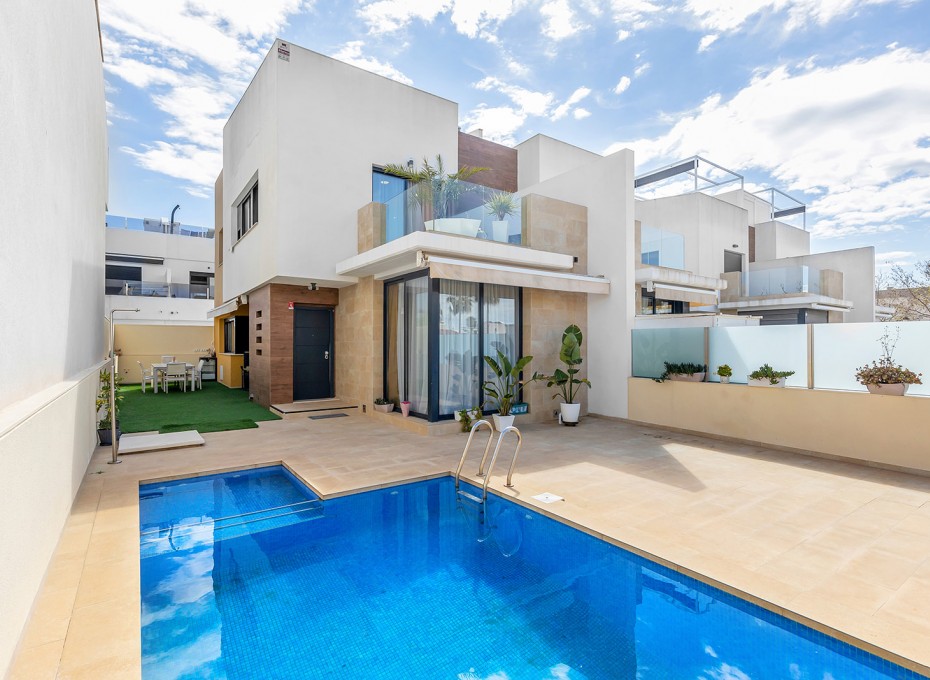 Reventa - Chalet Adosado -
San Pedro del Pinatar - Lo Pagan