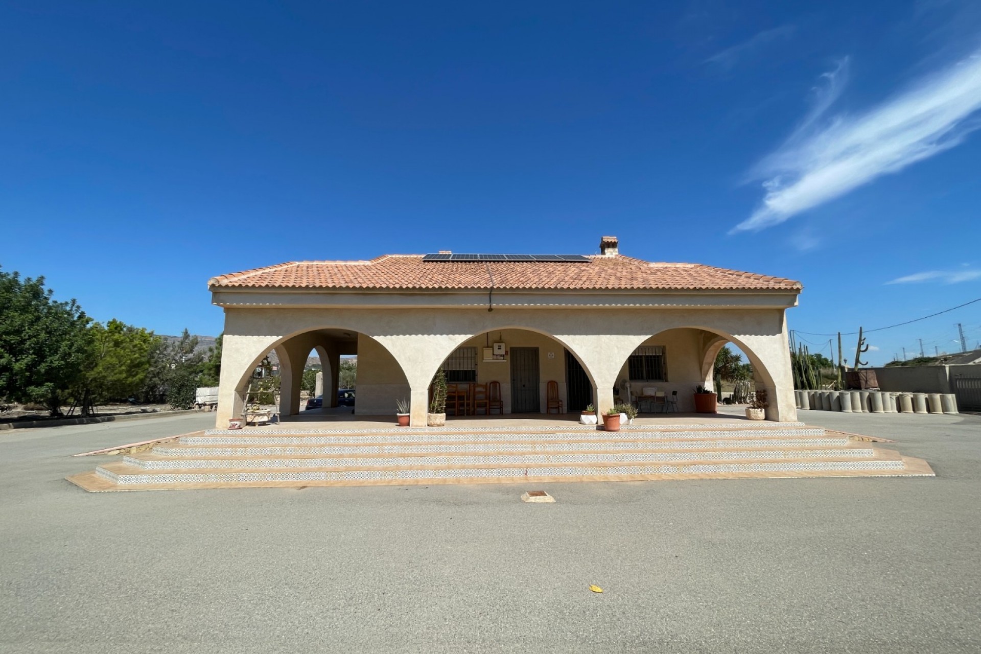 Reventa - Chalet / Villa -
Crevillent - Crevillente