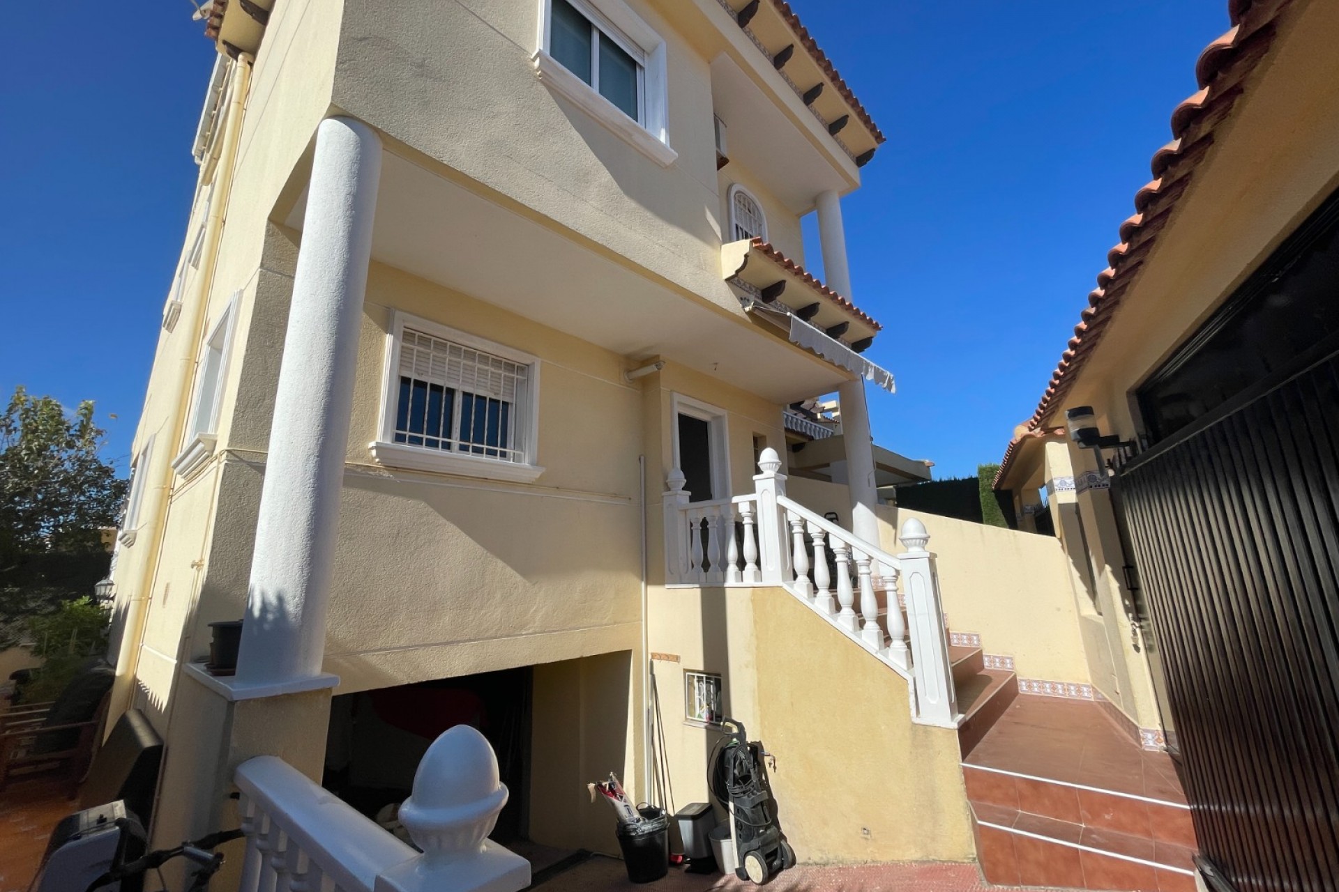 Reventa - Chalet / Villa -
Guardamar del Segura - Alicante