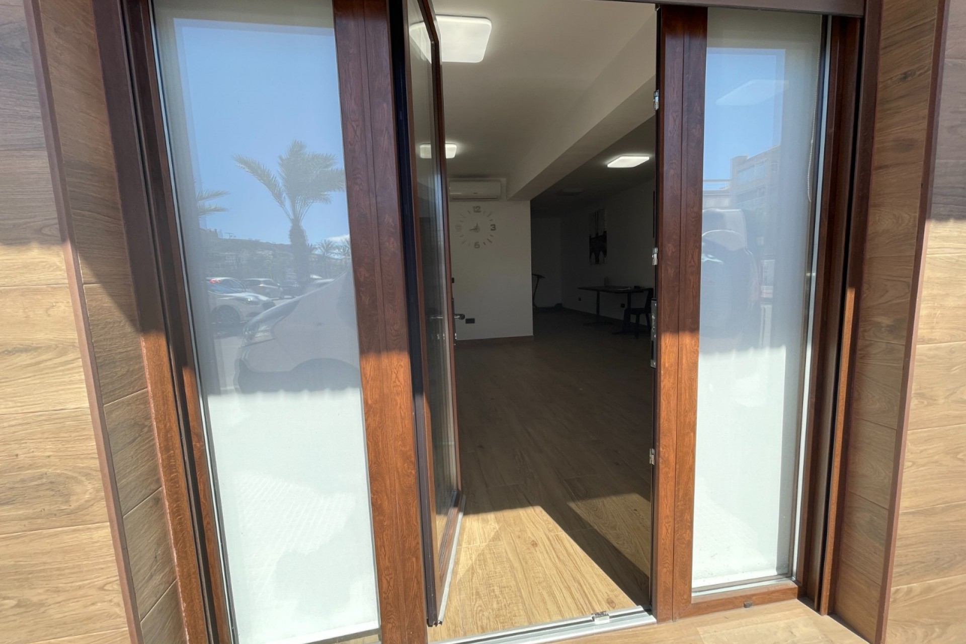 Reventa - Comercial -
Guardamar del Segura - Comunidad Valenciana