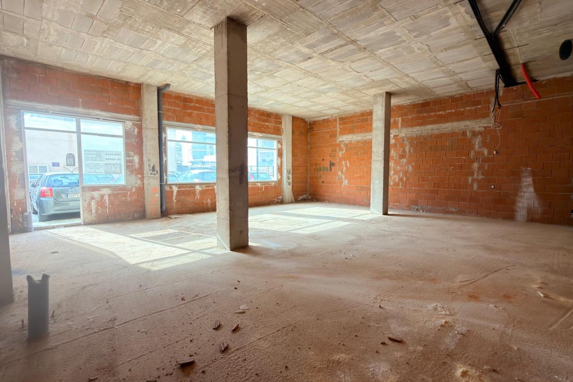 Reventa - Comercial -
Orihuela Costa* - Los Dolses*