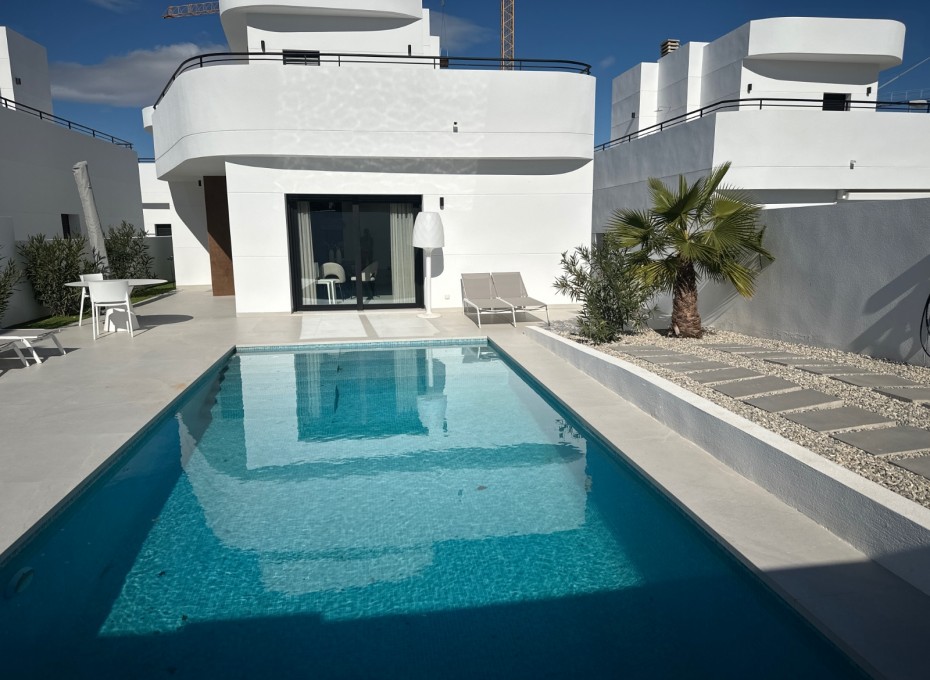 Reventa - Detached House / Villa -
Ciudad Quesada