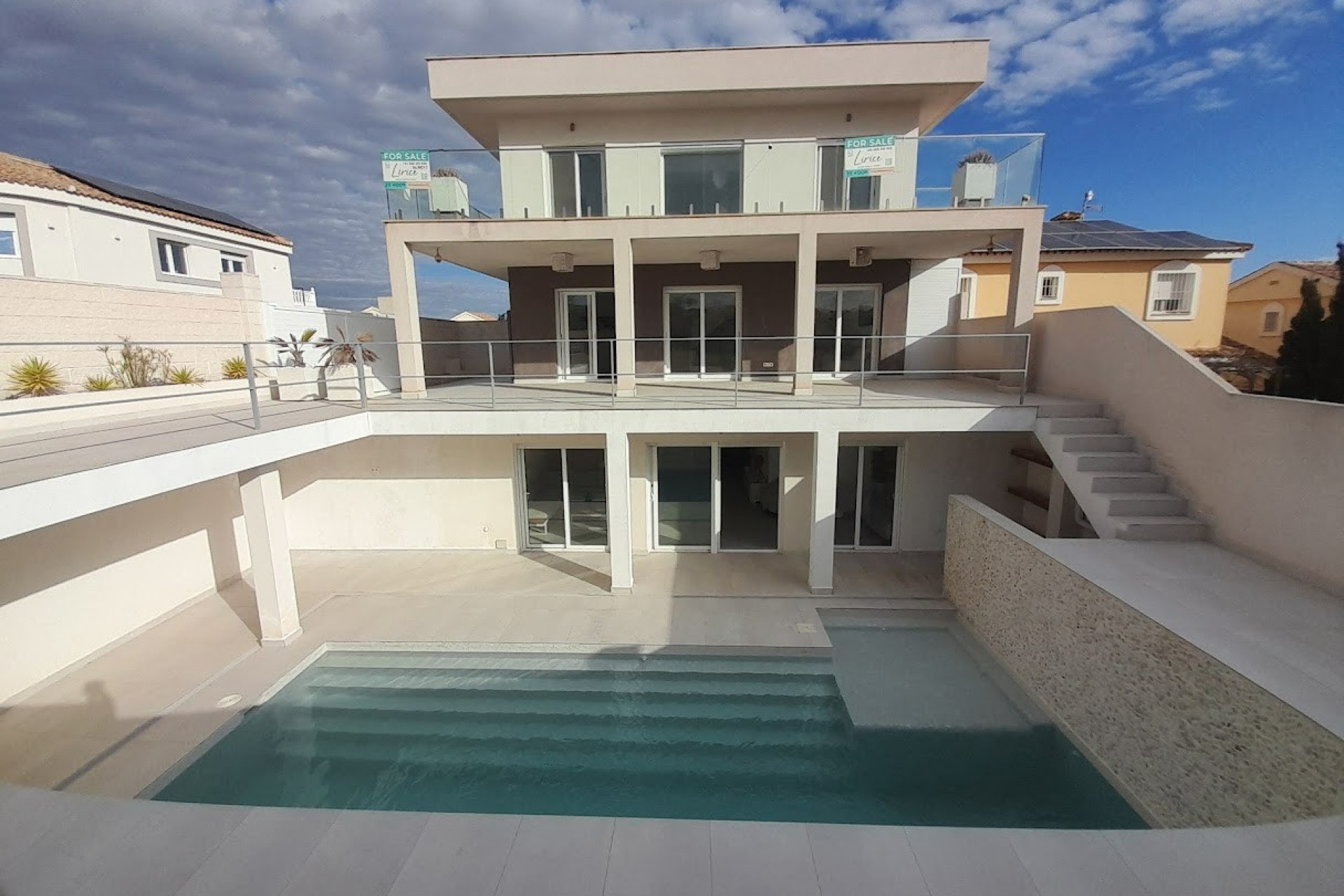 Reventa - Detached House / Villa -
Gran alacant - Gran Alacant