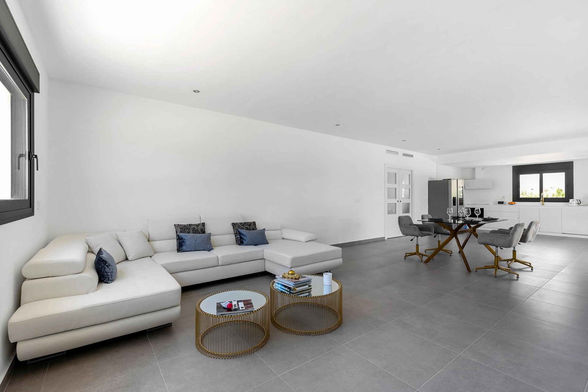 Reventa - Detached Villa -
Macisvenda