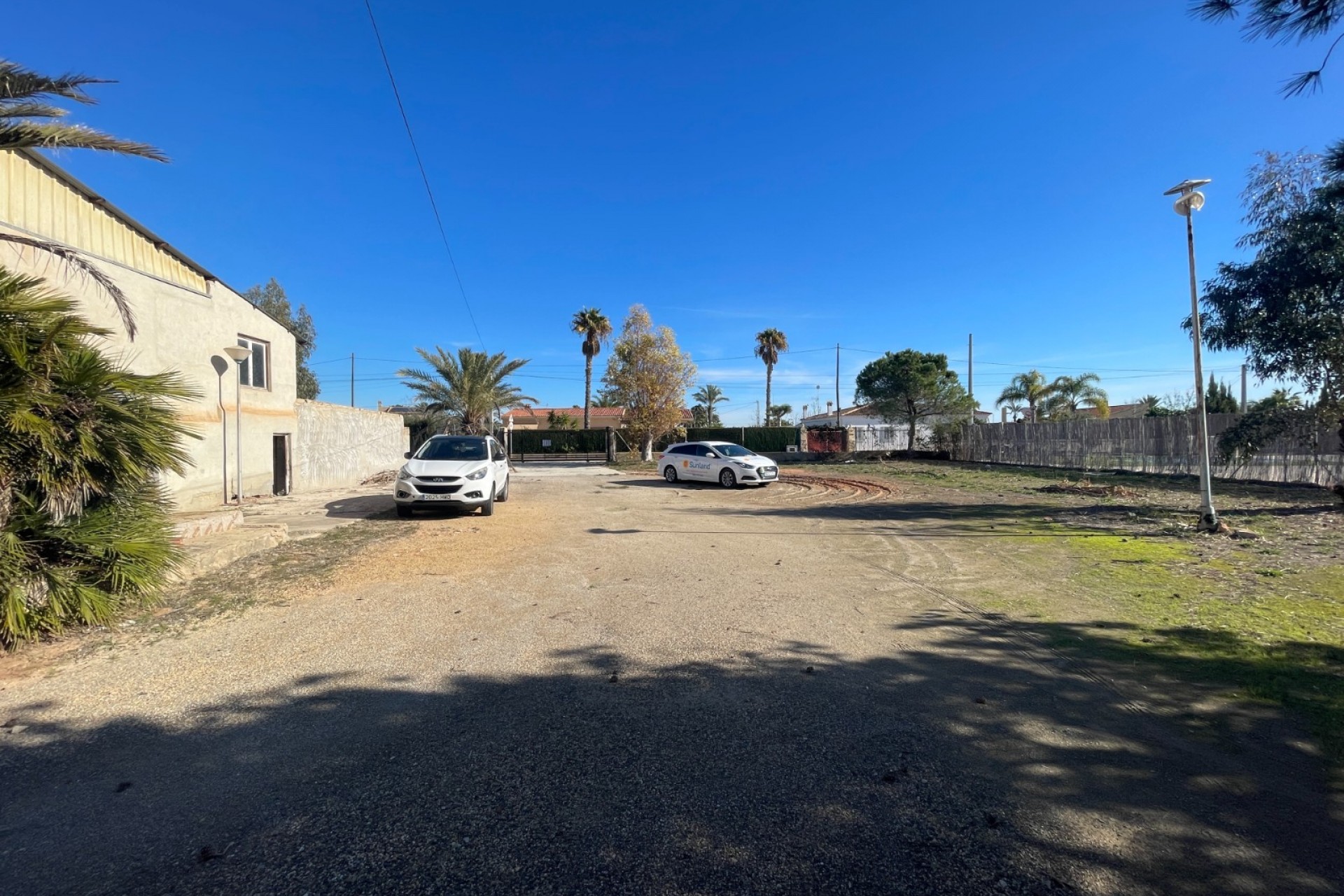 Reventa - Finca / Country Property -
Elche