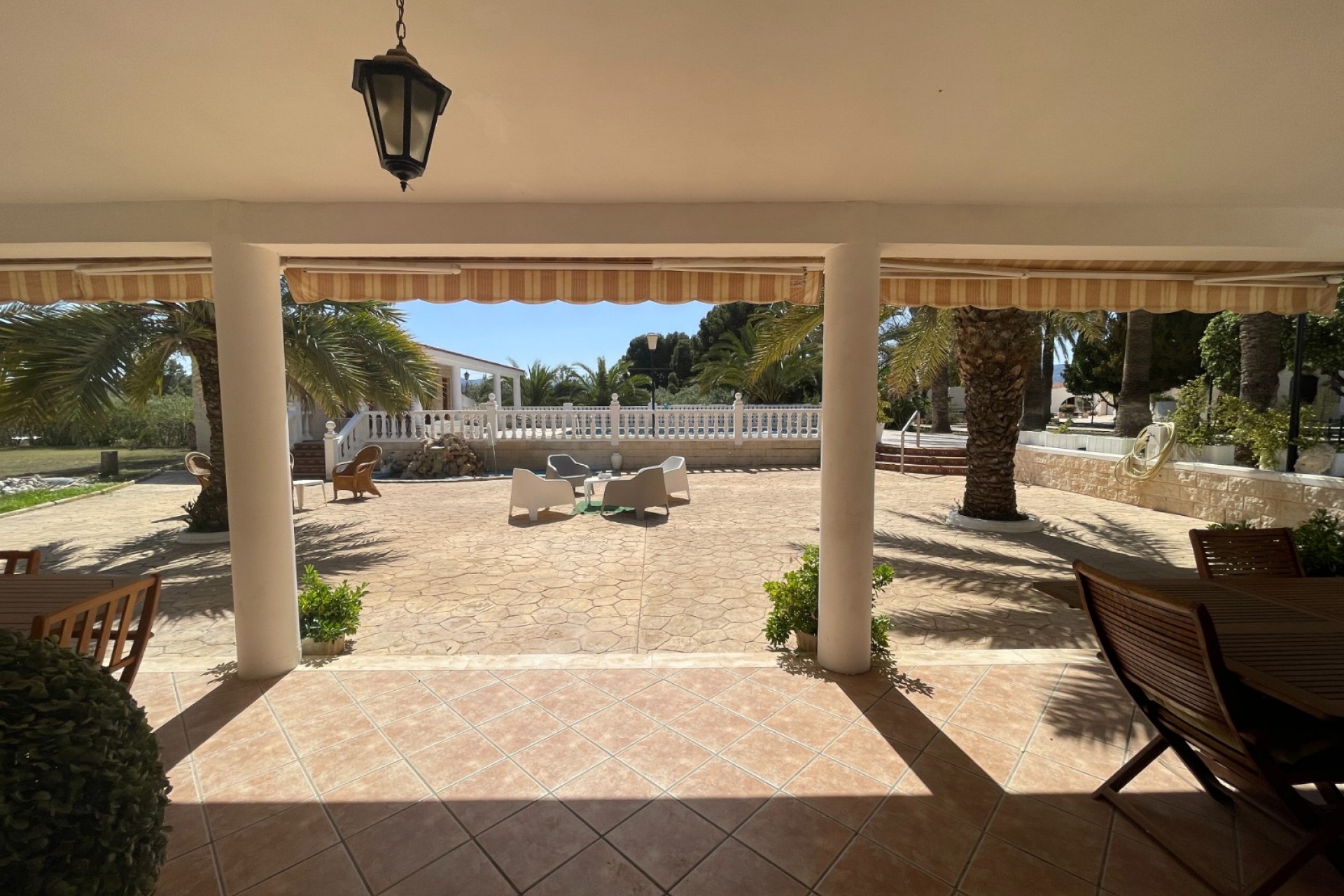 Reventa - Finca / Country Property -
Elda