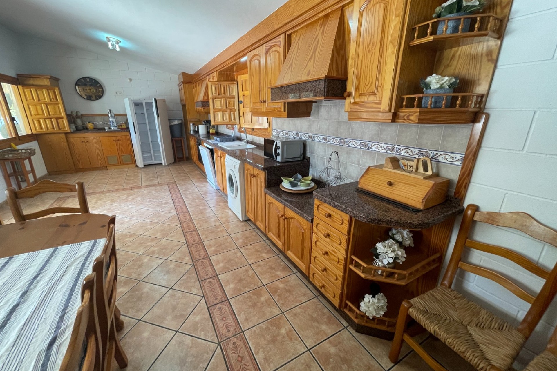 Reventa - Finca / Country Property -
Elda