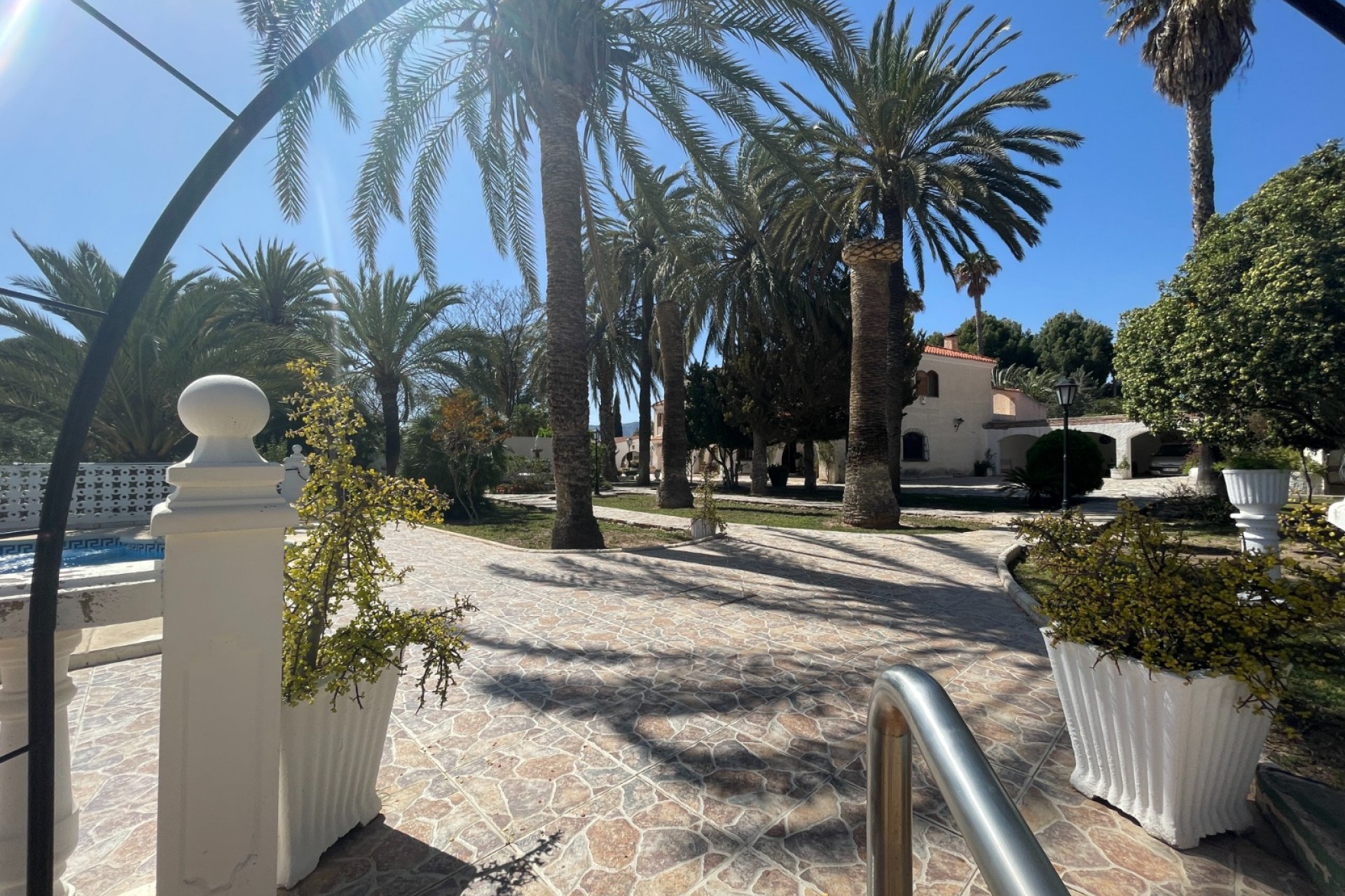 Reventa - Finca / Country Property -
Elda