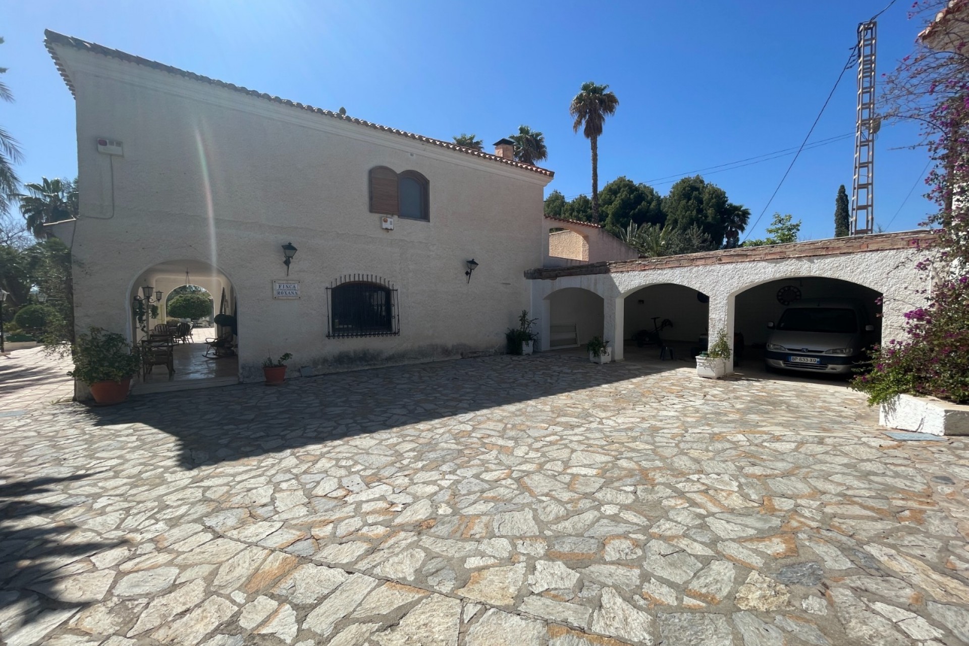 Reventa - Finca / Country Property -
Elda