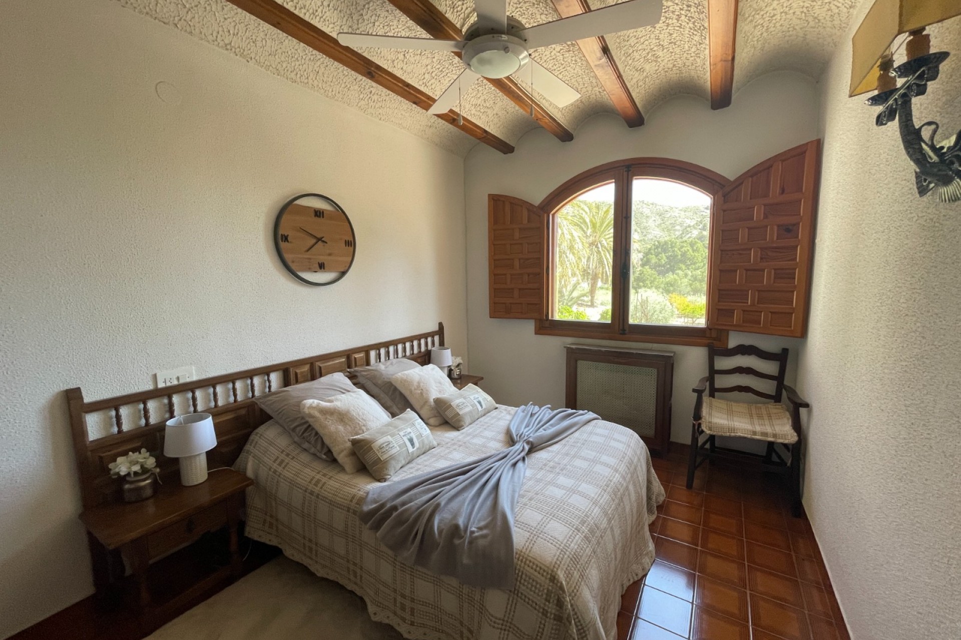 Reventa - Finca / Country Property -
Elda