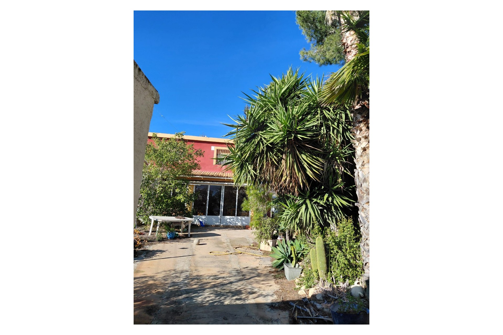 Reventa - Finca / Country Property -
Orihuela