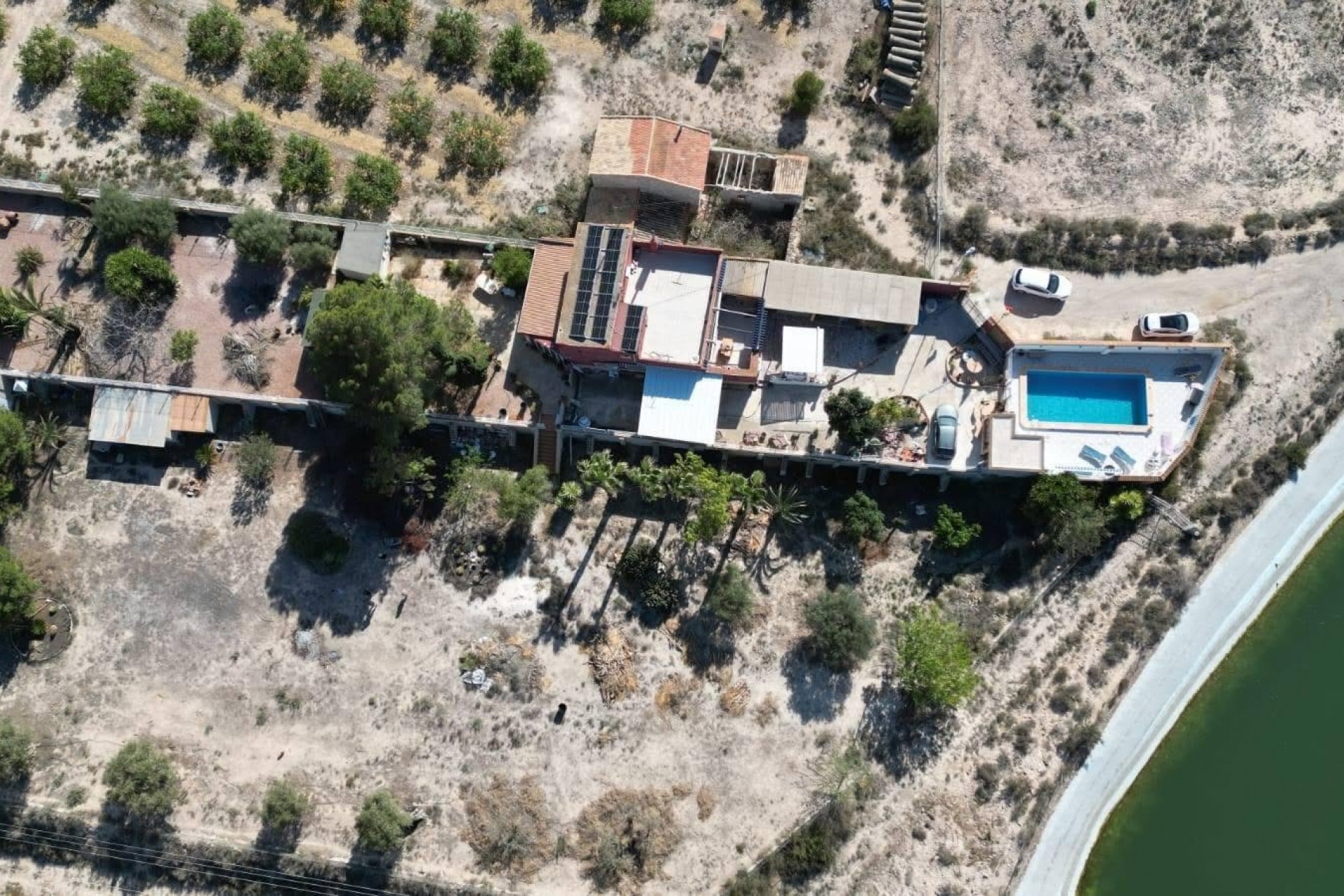Reventa - Finca / Country Property -
Orihuela