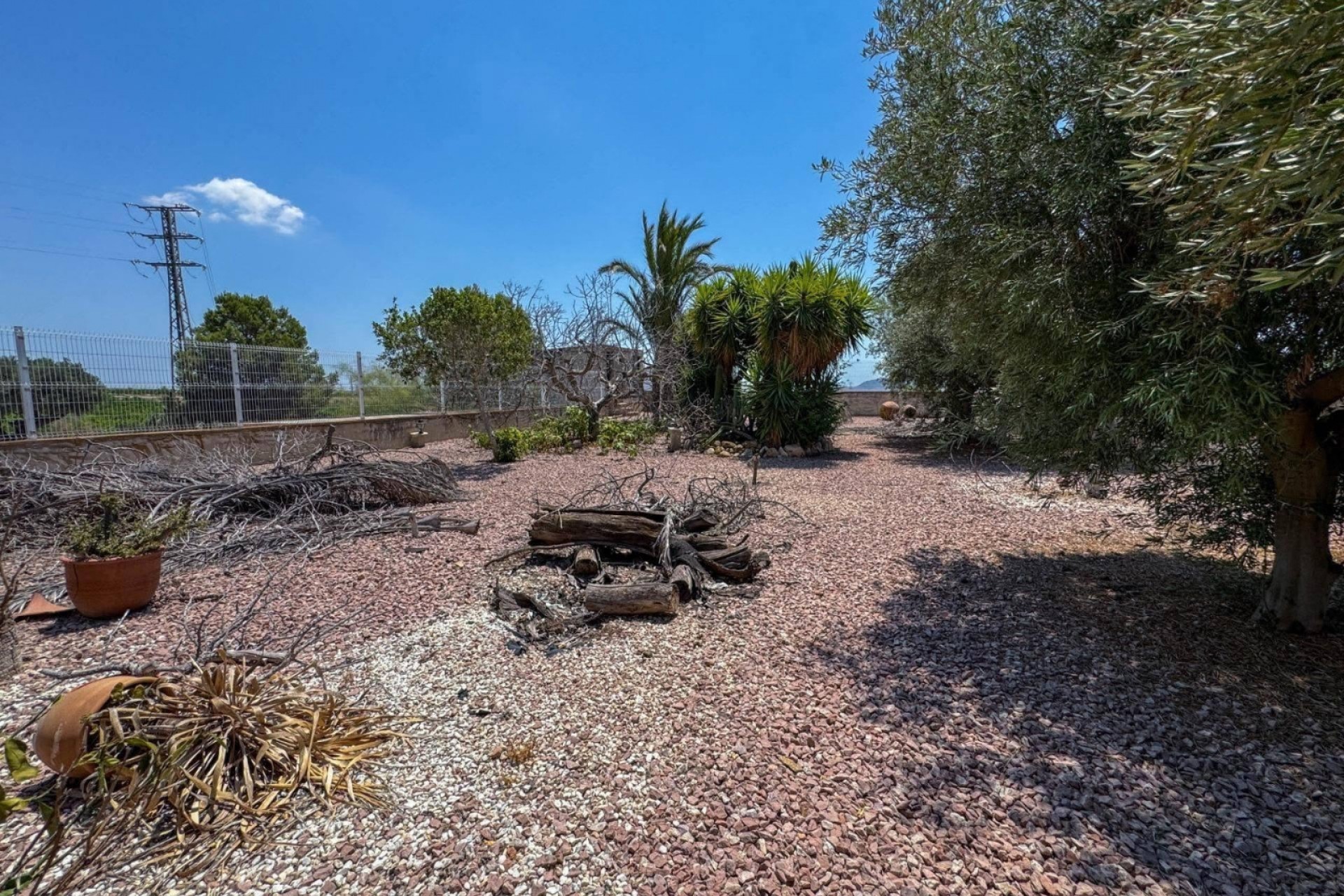 Reventa - Finca / Country Property -
Orihuela