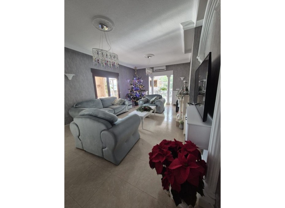 Reventa - Finca -
Daya Vieja