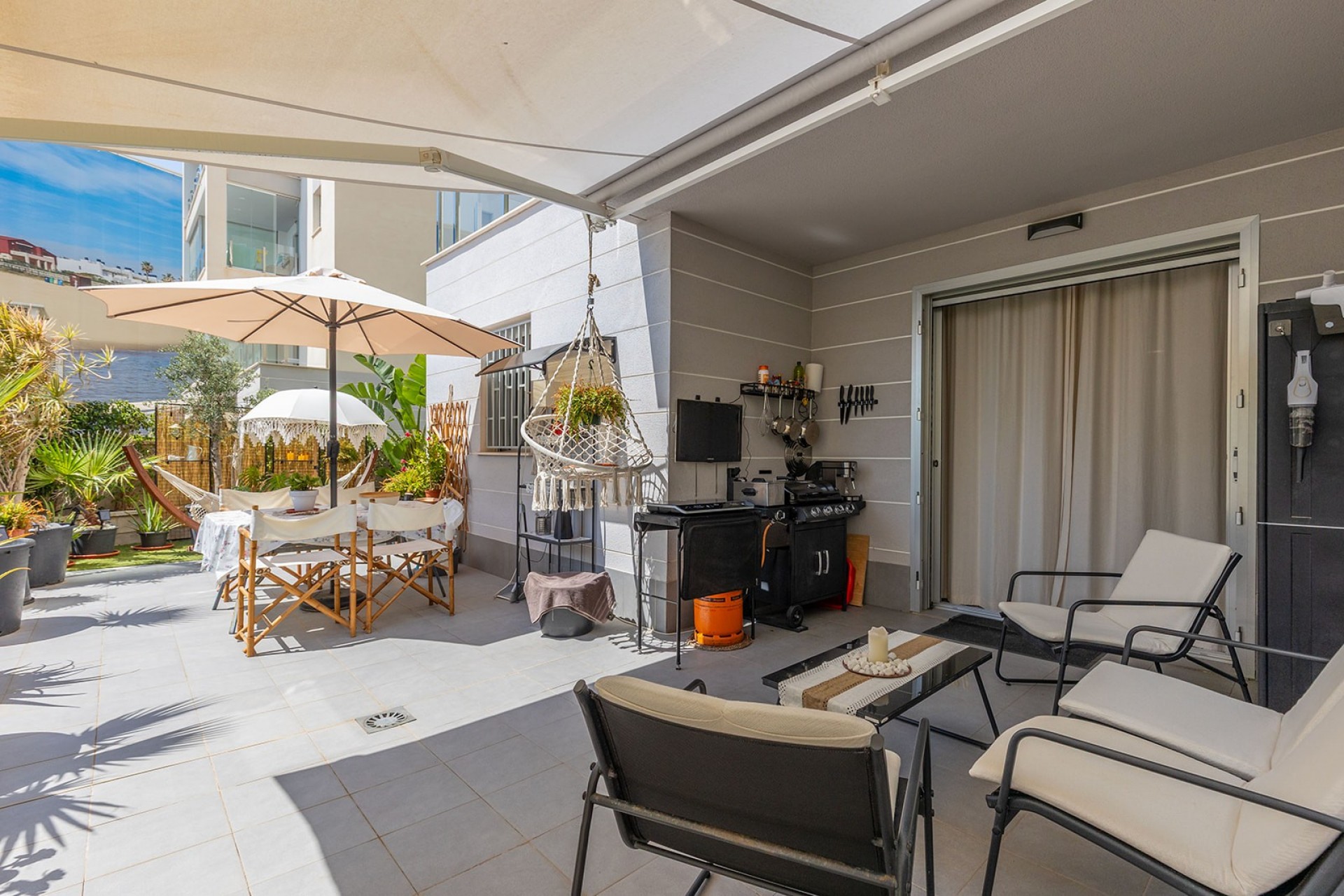 Reventa - Ground floor apartment -
La Mata - Playa