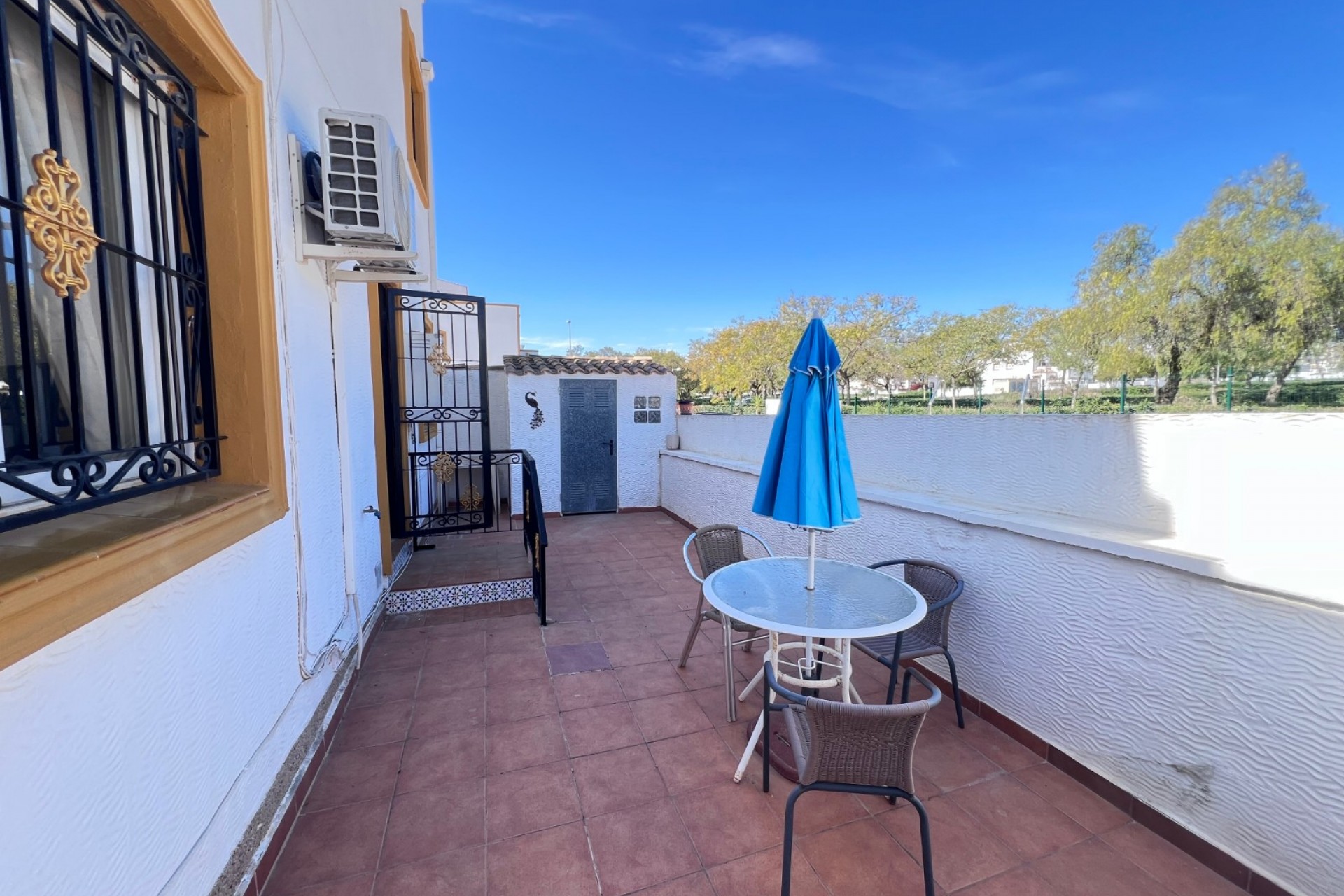 Reventa - House -
Orihuela - Entre Naranjos Vistabella